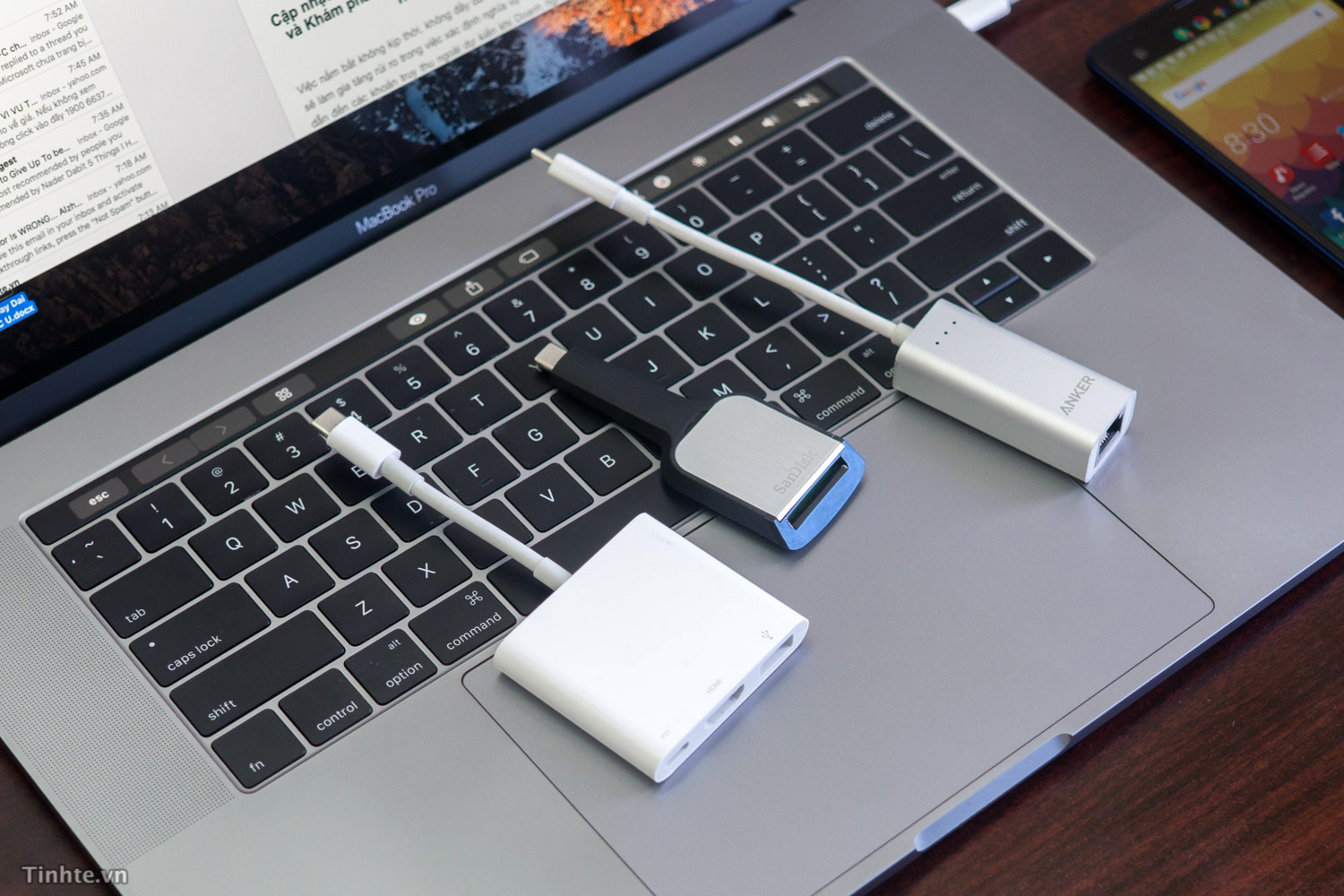 [Chia sẻ] Cái sướng, cái khổ khi xài laptop chỉ có cổng USB-C và cách chia tay những cái adapter