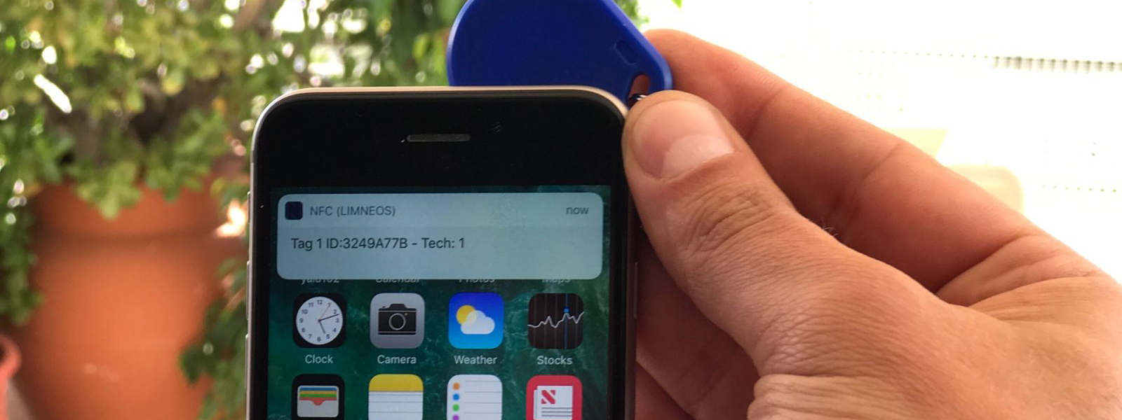 Hacker kích hoạt thành công NFC trên iPhone chạy iOS 10