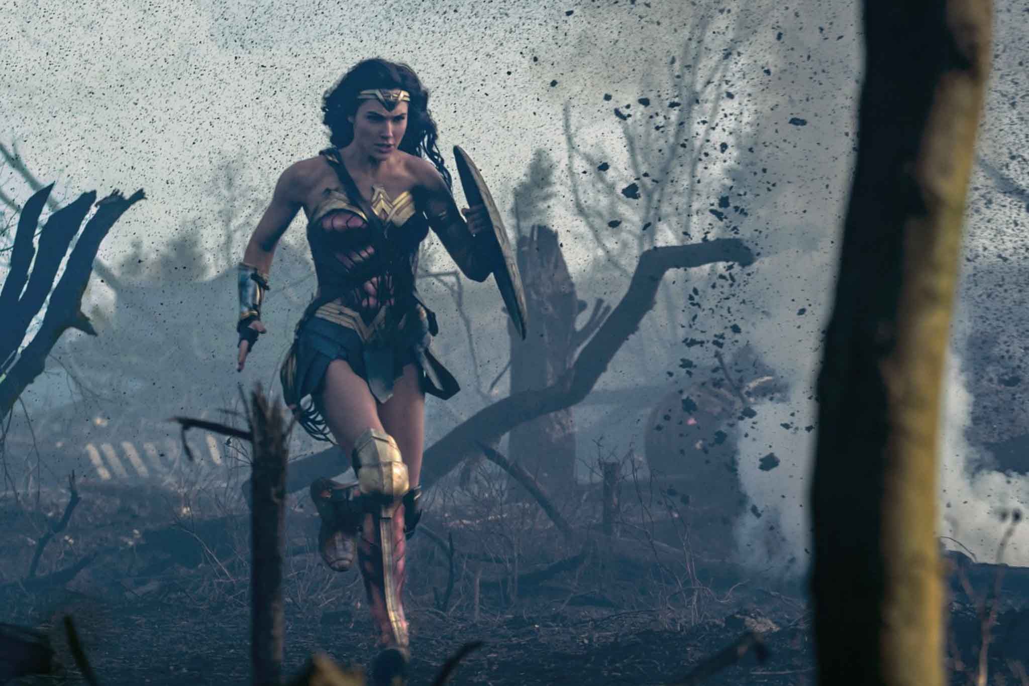 [Đánh giá phim] Wonder Woman: Nữ Thần Chiến Binh cứu cả vũ trụ điện ảnh DC