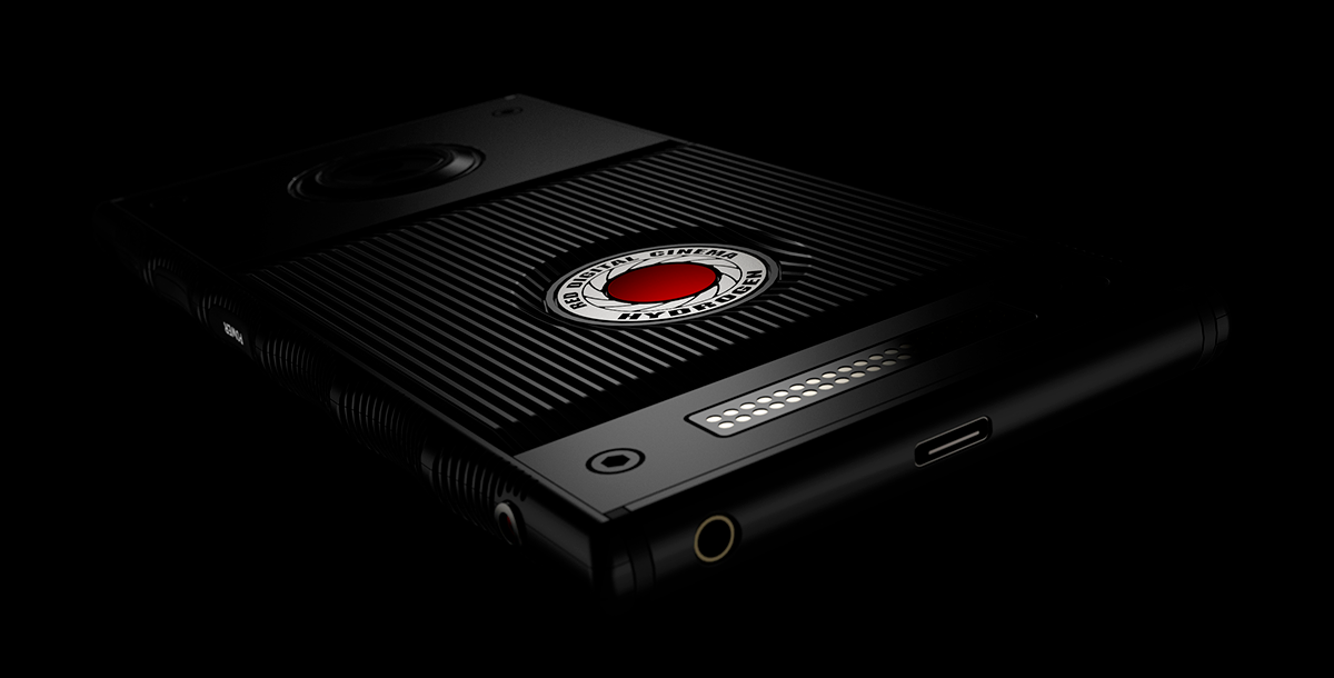 Hydrogen One: điện thoại của RED, màn hình 3D không cần kính, giá 1195$ vỏ nhôm hoặc 1595$ bản titan