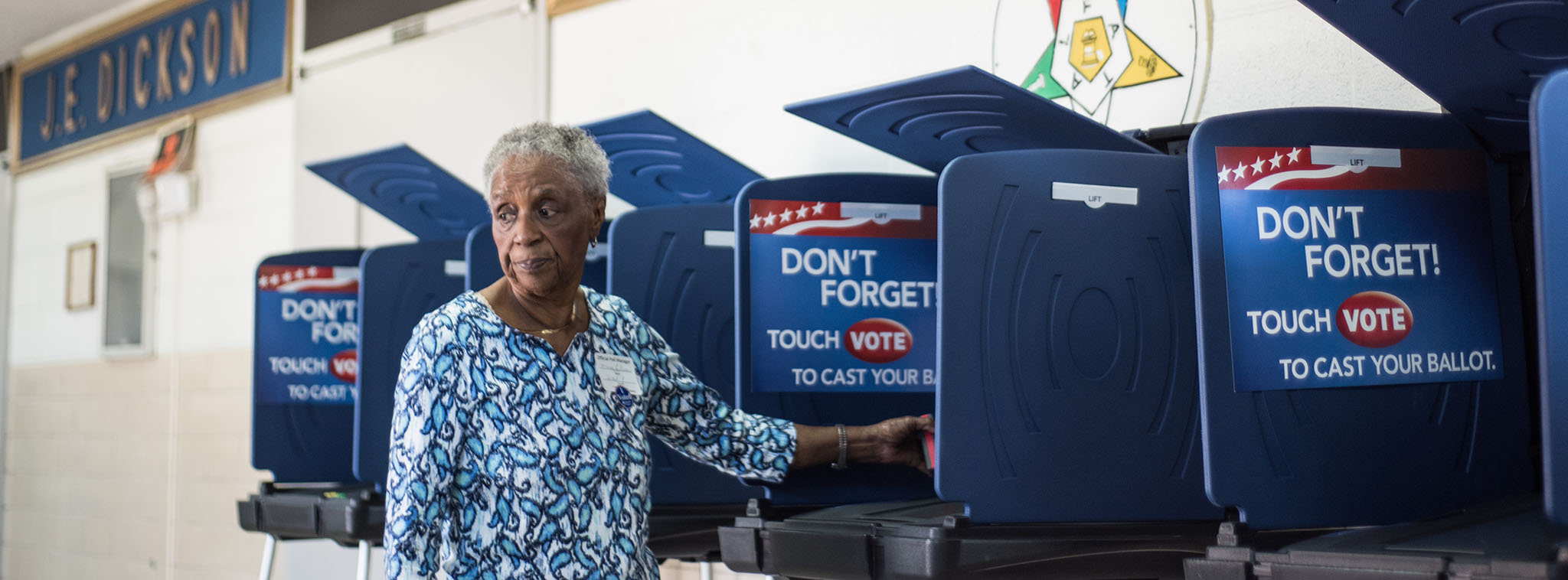 Máy bỏ phiếu bầu cử tại Mỹ bị hack thành công sau chưa đầy 90 phút