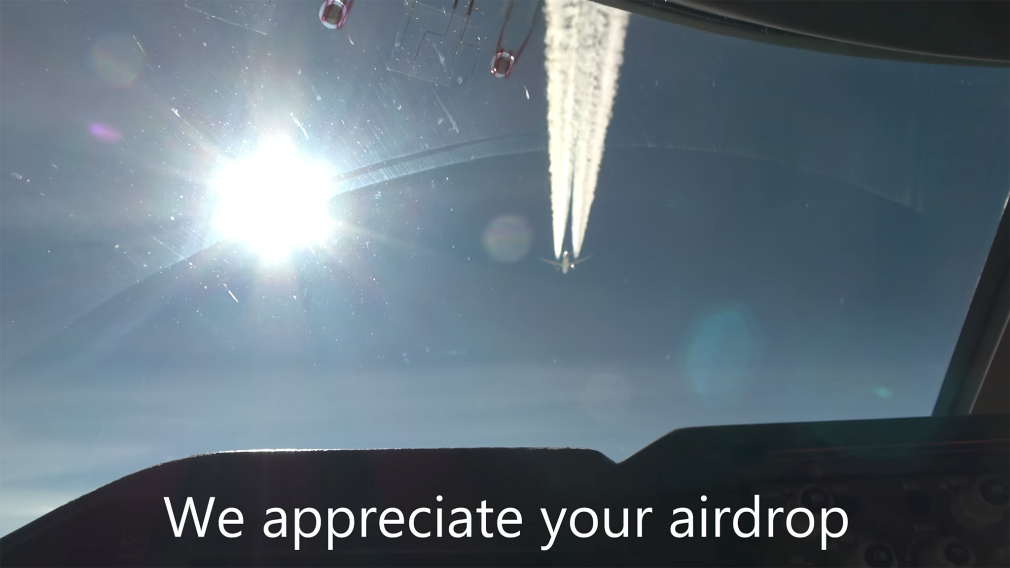 Airdrop ở độ cao 11,000m giữa hai iPhone, Cập nhật: Video này có thể là fake