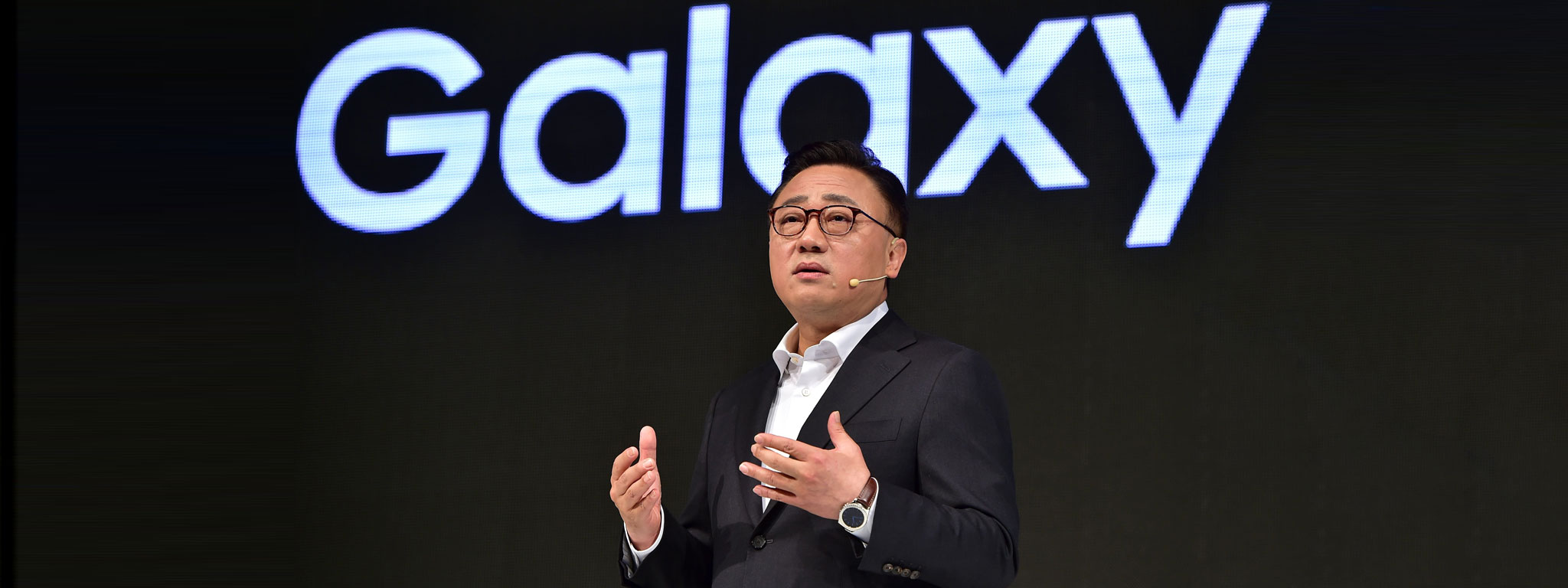 Samsung với Note 8: "Nếu chúng ta sợ đổi mới, chúng ta sẽ chết"