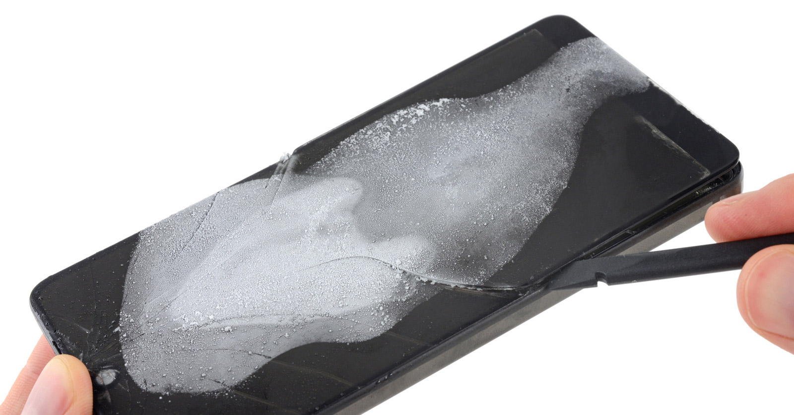 Bên trong Essential Phone: phải làm lạnh mới mở ra được, rất khó sửa, 1 điểm iFixit