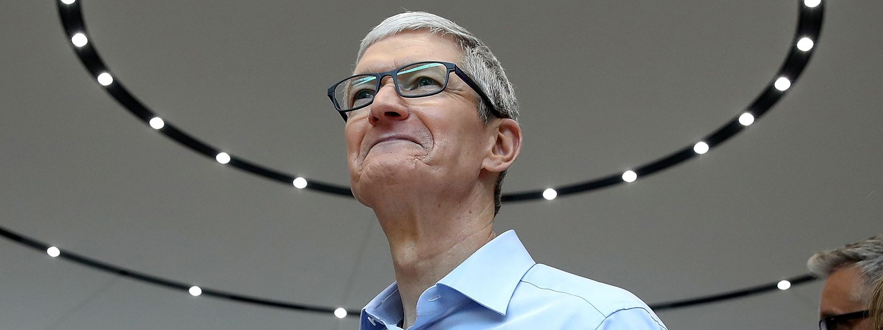 Tim Cook: Apple chưa làm kính AR vì chưa đem lại trải nghiệm người dùng tuyệt vời