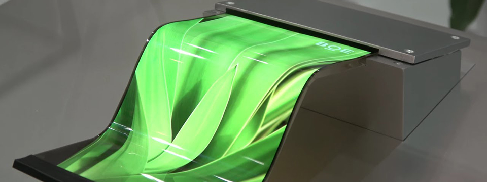 BOE sẽ là nhà cung cấp màn hình OLED cong mới cho Apple, 50% dẻo và 50% bẻ được?