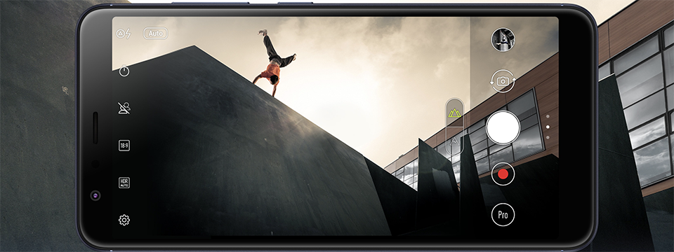 Asus Zenfone Max Plus M1 pin 4130mAh sẽ bán ra trên toàn cầu, giá 300$