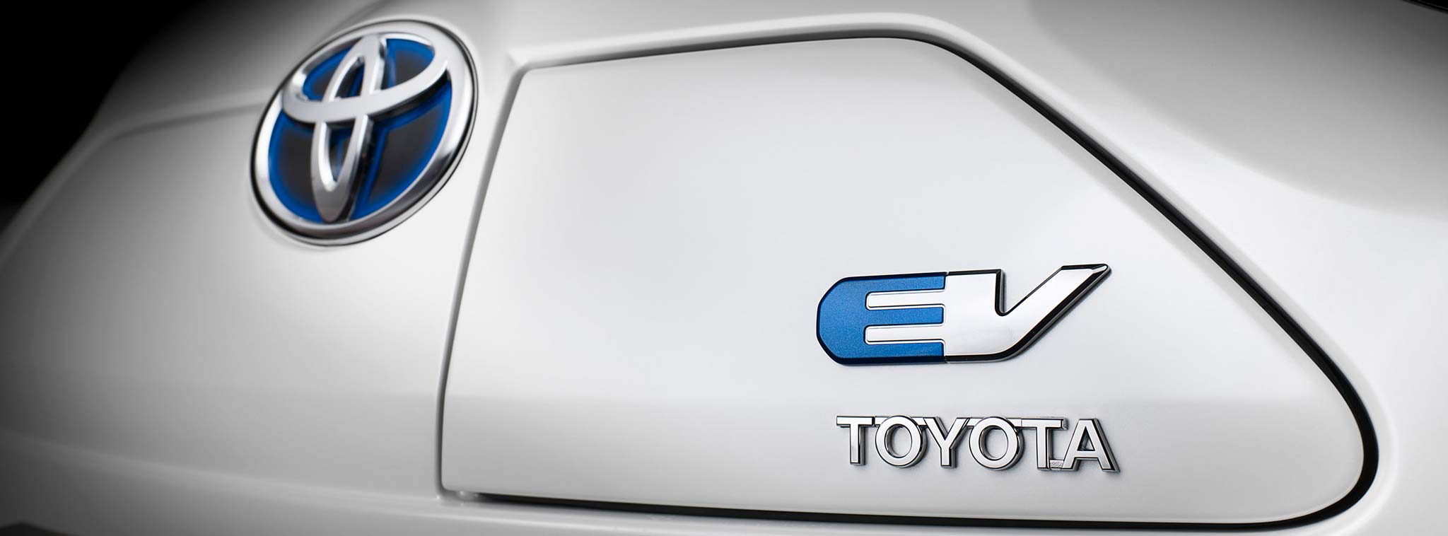 Toyota lên kế hoạch bán 10 mẫu xe hơi chạy điện vào đầu những năm 2020