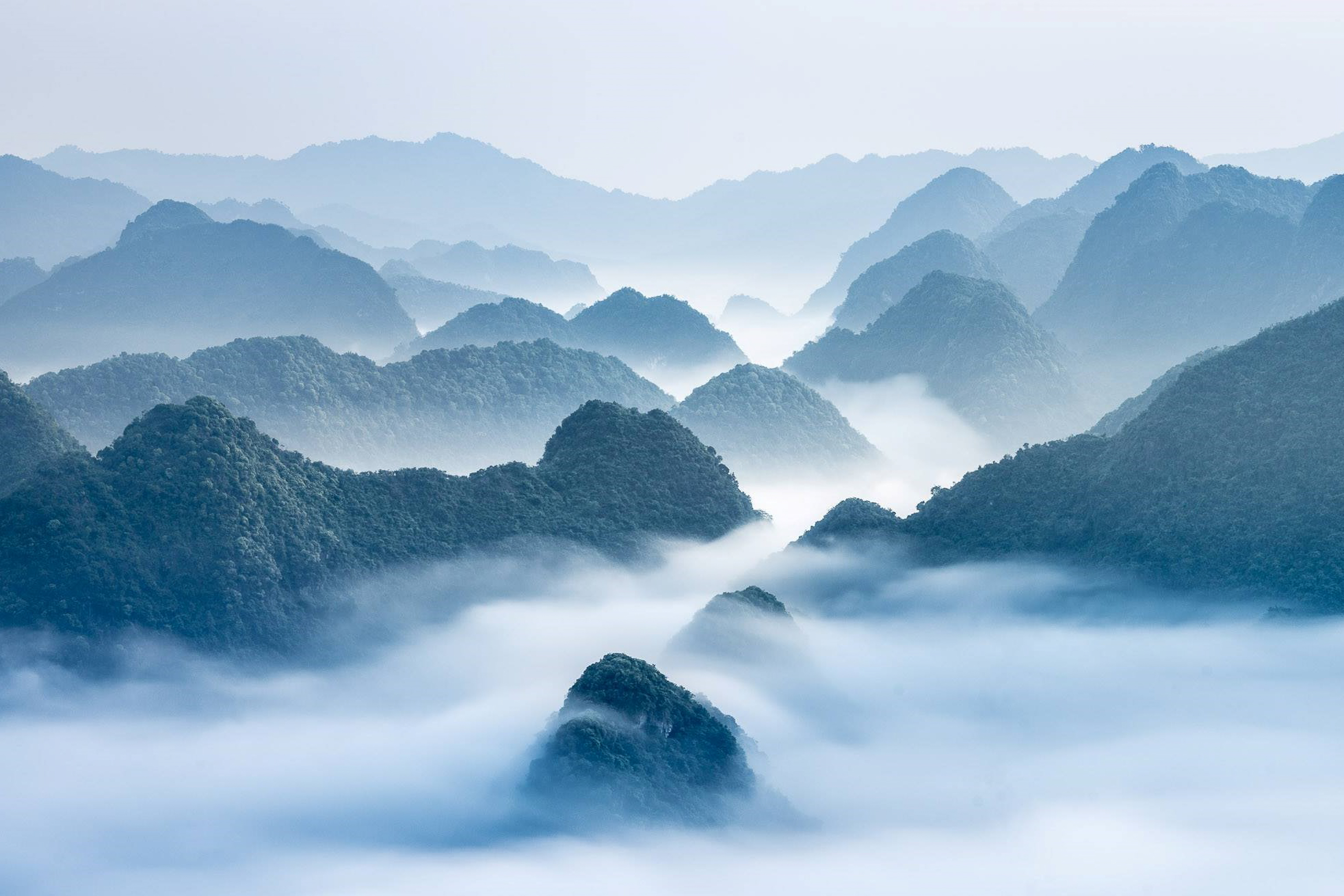 "Việt Nam - Núi Rừng Biển Cả" - Bộ ảnh phong cảnh tuyệt đẹp đang triển lãm ở Phú Quốc