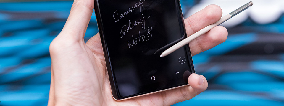 Samsung đưa ra phản hồi chính thức về pin Galaxy Note 8 sạc không vào