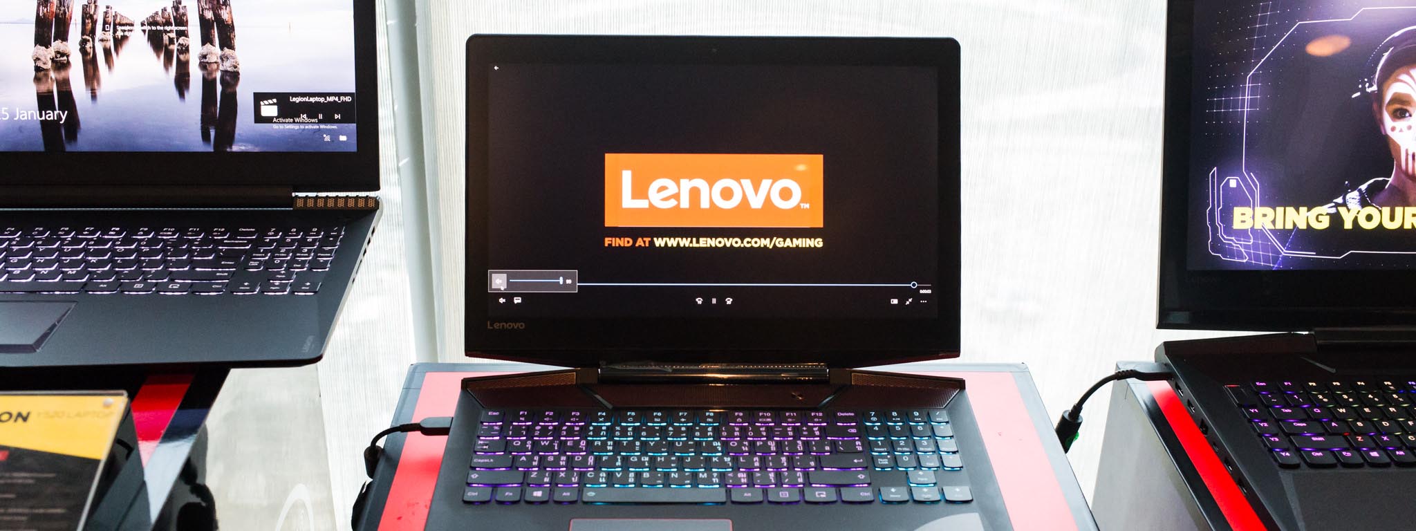 Lenovo ra mắt Legion Y520 bản nâng cấp, Y920 cho game thủ hardcore và máy bàn giá rẻ Y520 Tower