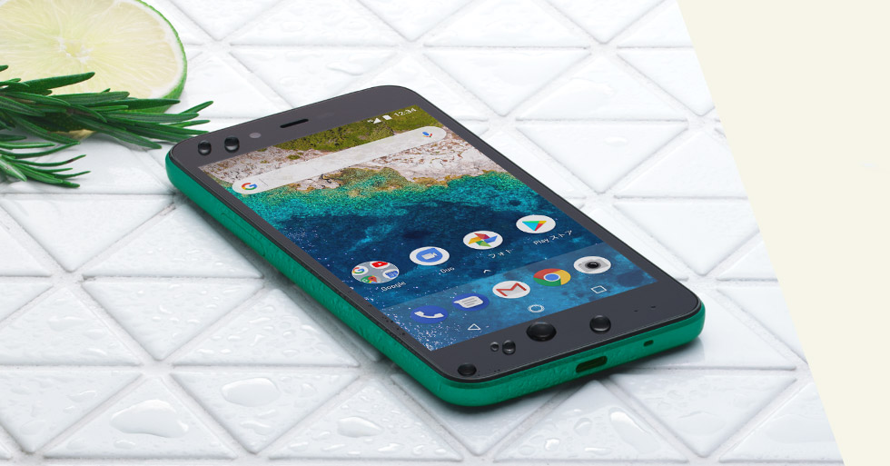 Android One S3: màn hình 5" Full-HD, Snap 430, chống bụi chống nước, Android 8.0, 300$