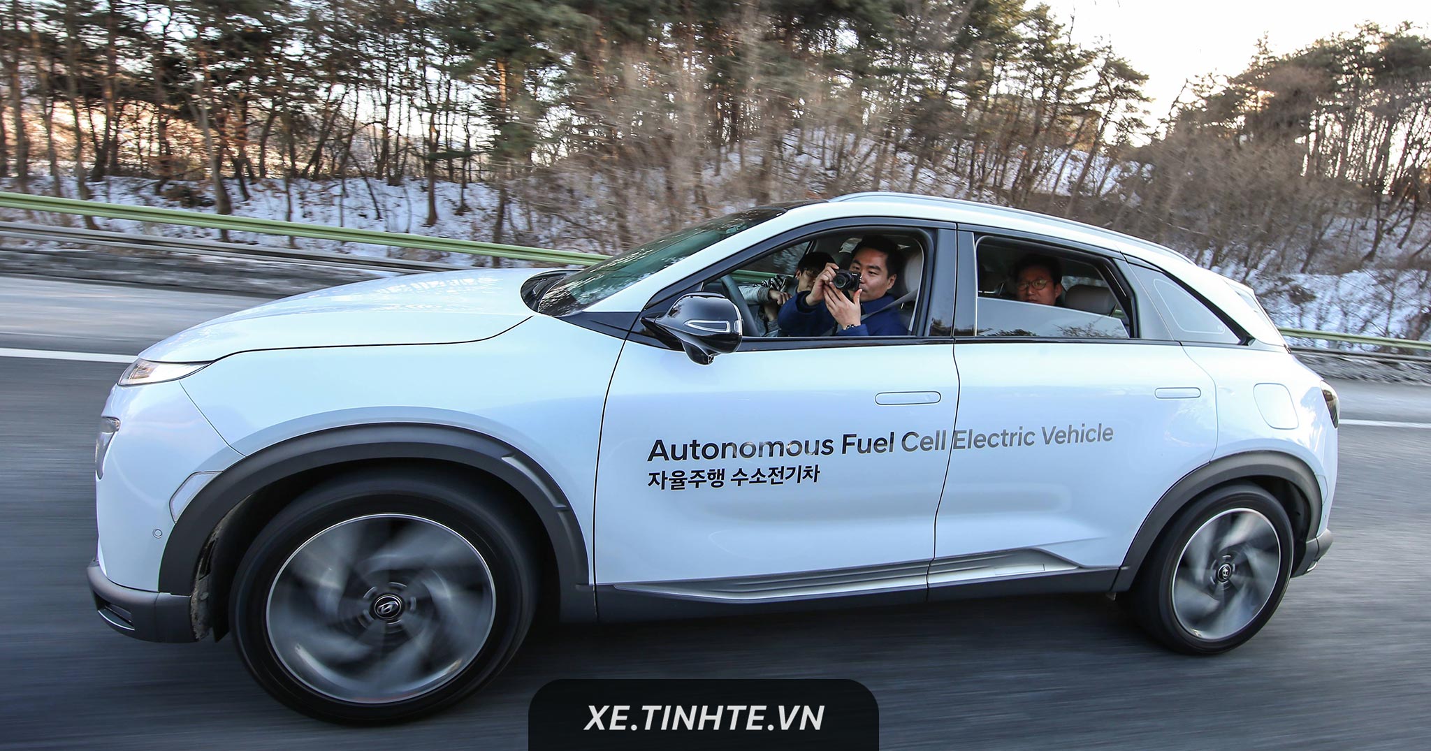 Hyundai thử nghiệm thành công xe điện dùng pin nhiên liệu tự lái đầu tiên trên thế giới