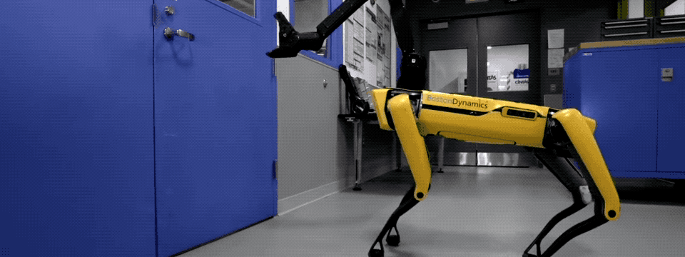 [Video] Robot chó của Boston Dynamics đã có thể tự mở cửa để thoát ra ngoài