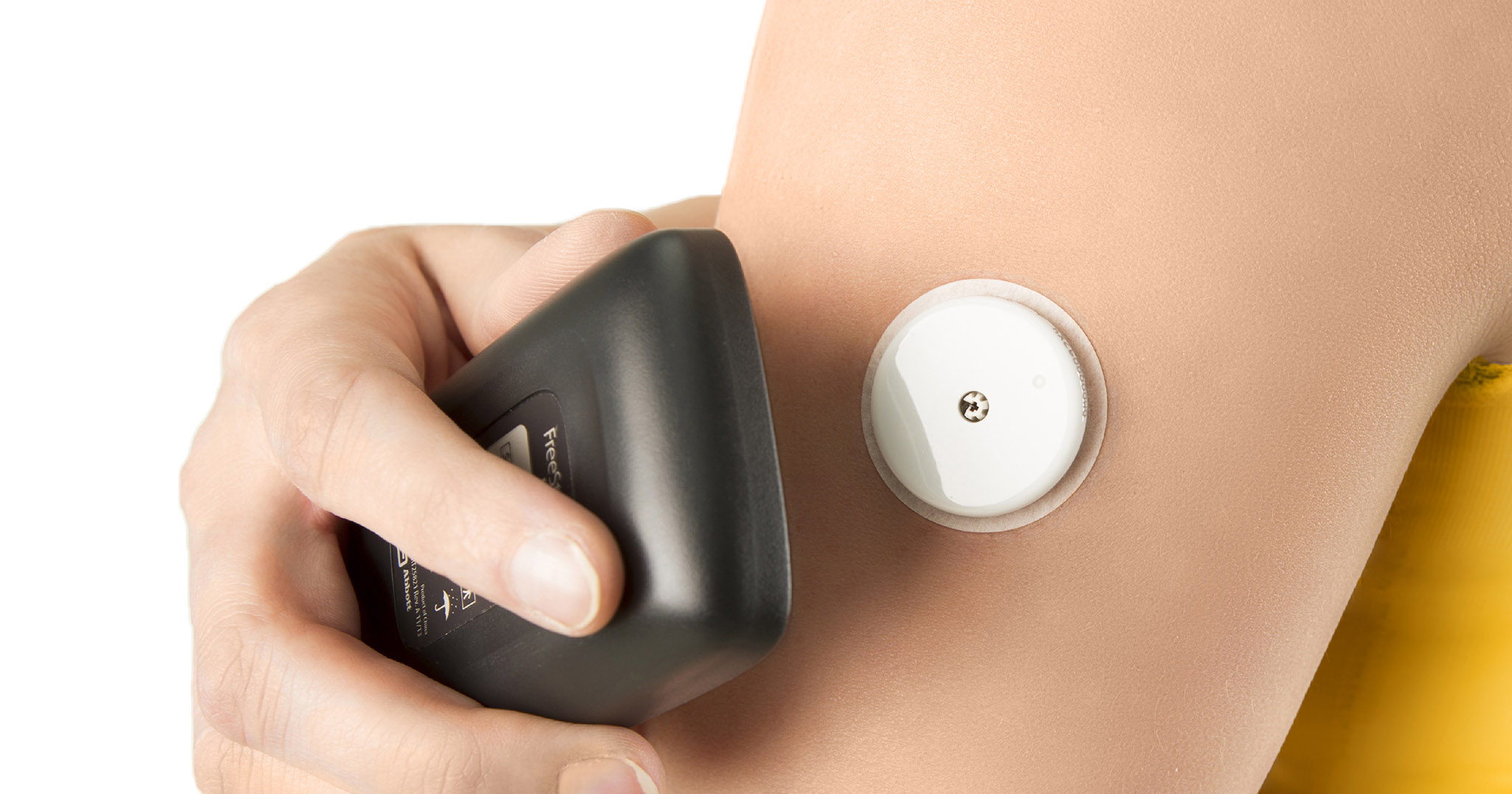 FreeStyle Libre Flash, sản phẩm của Abbott giúp đo lượng glucose trong máu mà không cần hiệu chuẩn