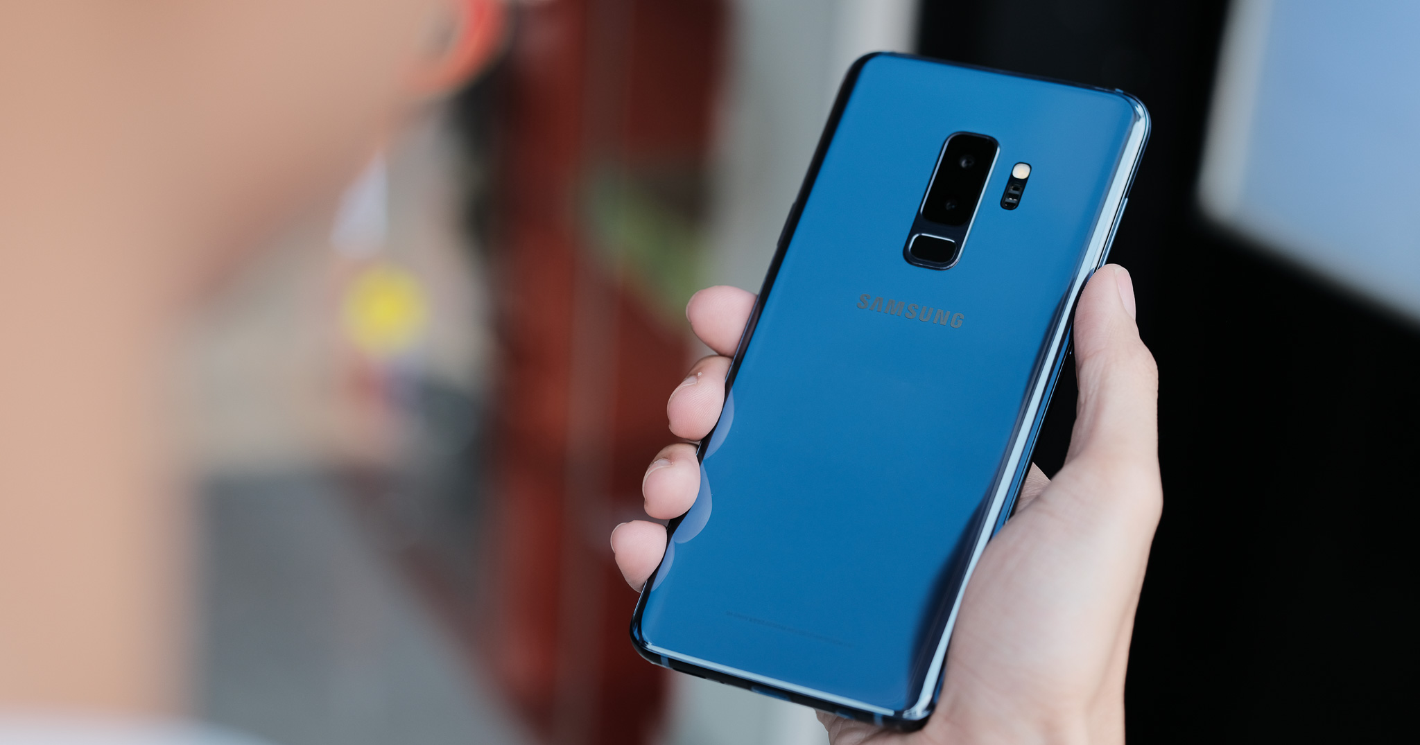 [Hình ảnh] Trên tay Samsung Galaxy S9+ xanh Coral, 256GB, không bán chính hãng