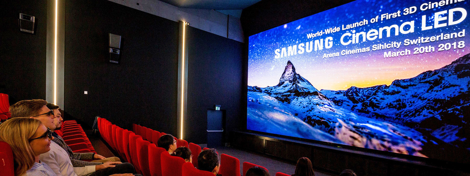 Một rạp phim tại Thụy Sĩ đã dùng màn hình LED của Samsung thay cho máy chiếu