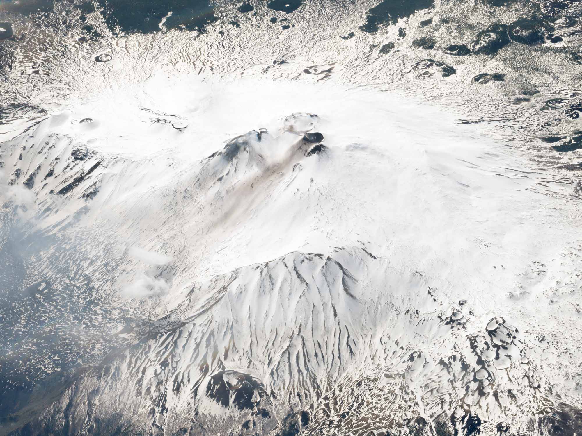 Đang tải Mount Etna, Italy. March 10, 2018.jpg…