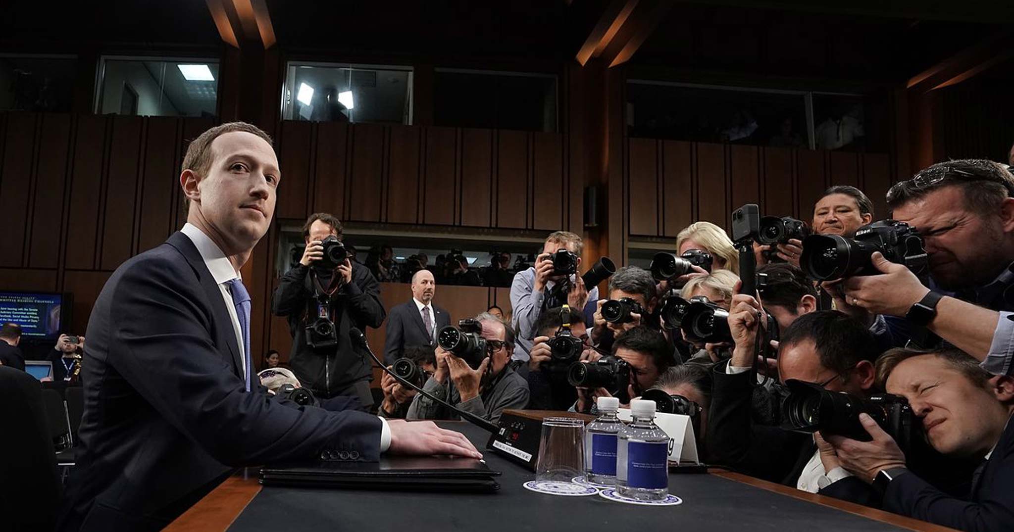 [Vietsub] Tóm tắt 5 tiếng điều trần trước quốc hội Mỹ của Mark Zuckerberg trong 5 phút