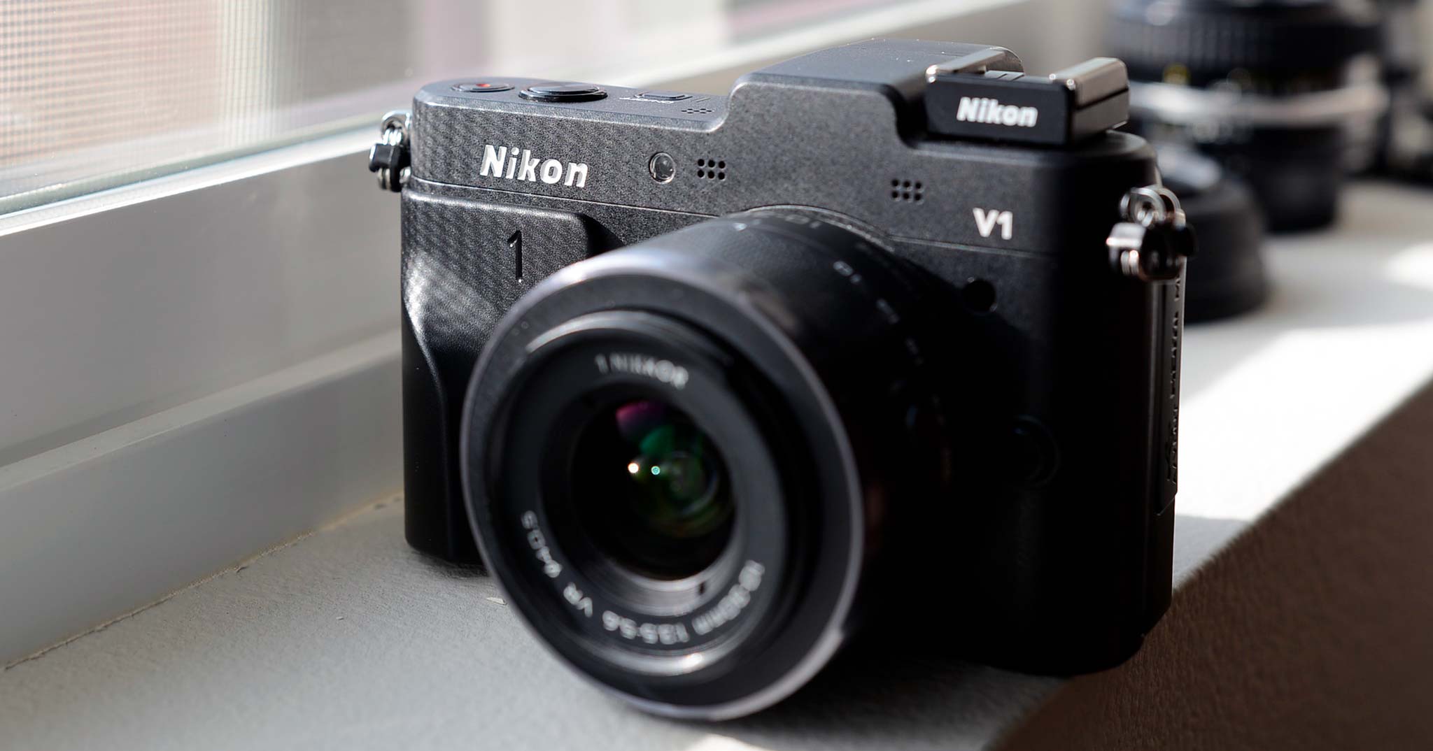 Mirrorless fullframe của Nikon : "Cú hích cho gã khổng lồ ngủ quên"