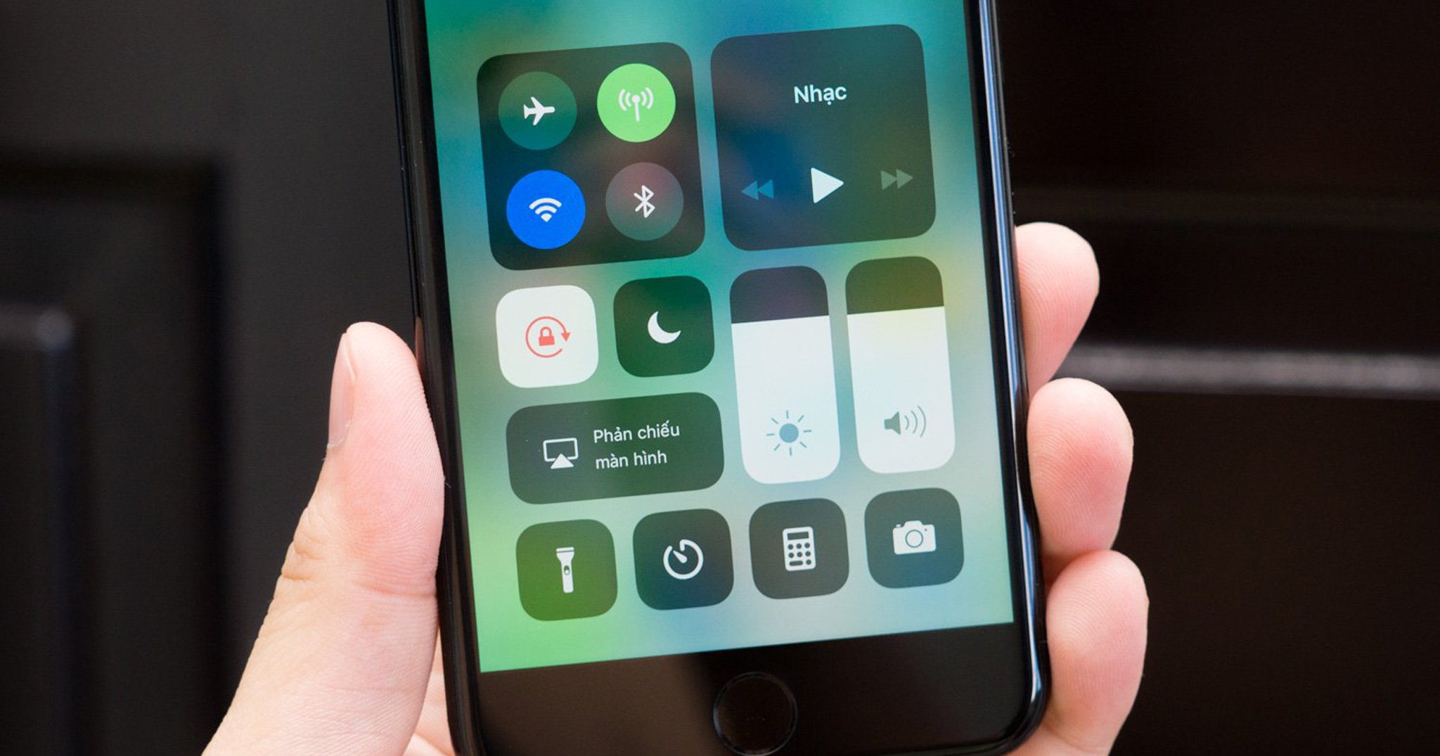 Mời anh em cập nhật iOS 11.3.1, sửa lỗi màn hình bên thứ ba trên iPhone 8, nâng cao bảo mật