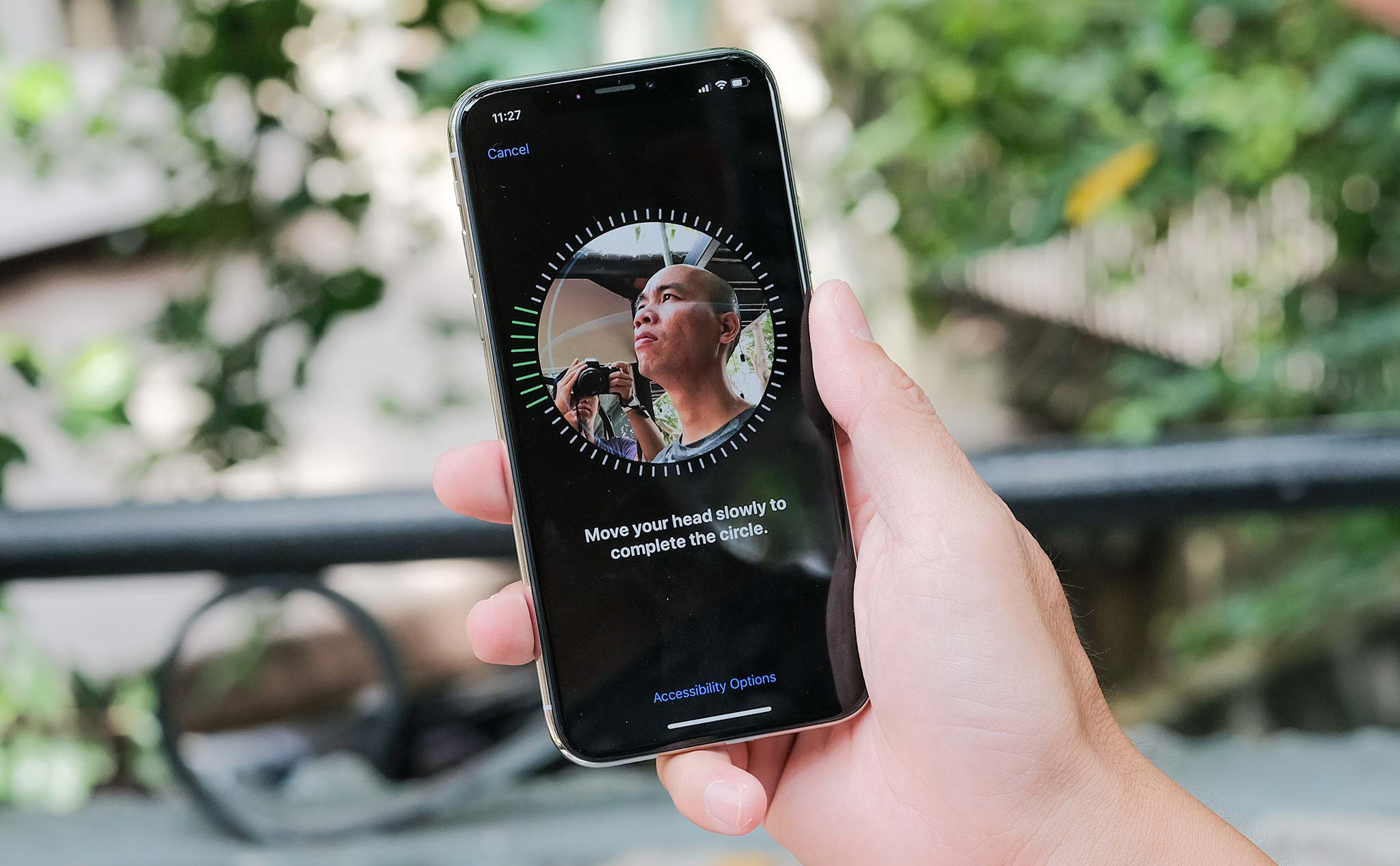 Khi FaceID bị hỏng, Apple khuyến cáo kiểm tra camera sau