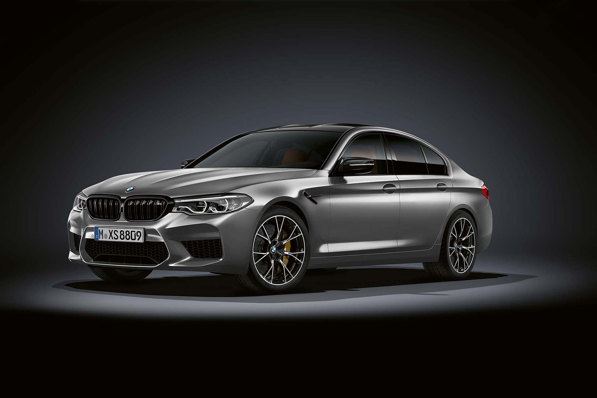Đang tải BMW_M5_Competition_2019_1.jpg…