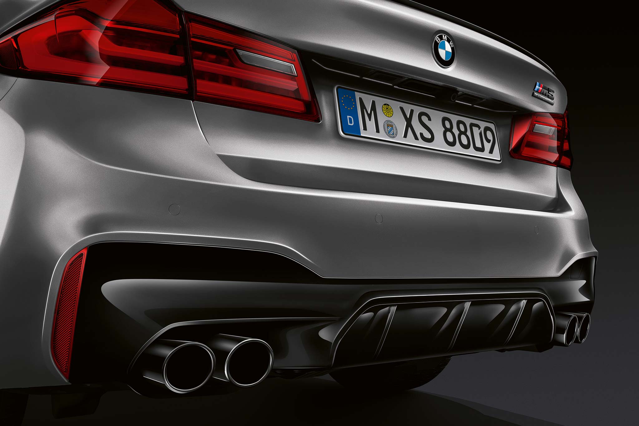 Đang tải BMW_M5_Competition_2019_13.jpg…