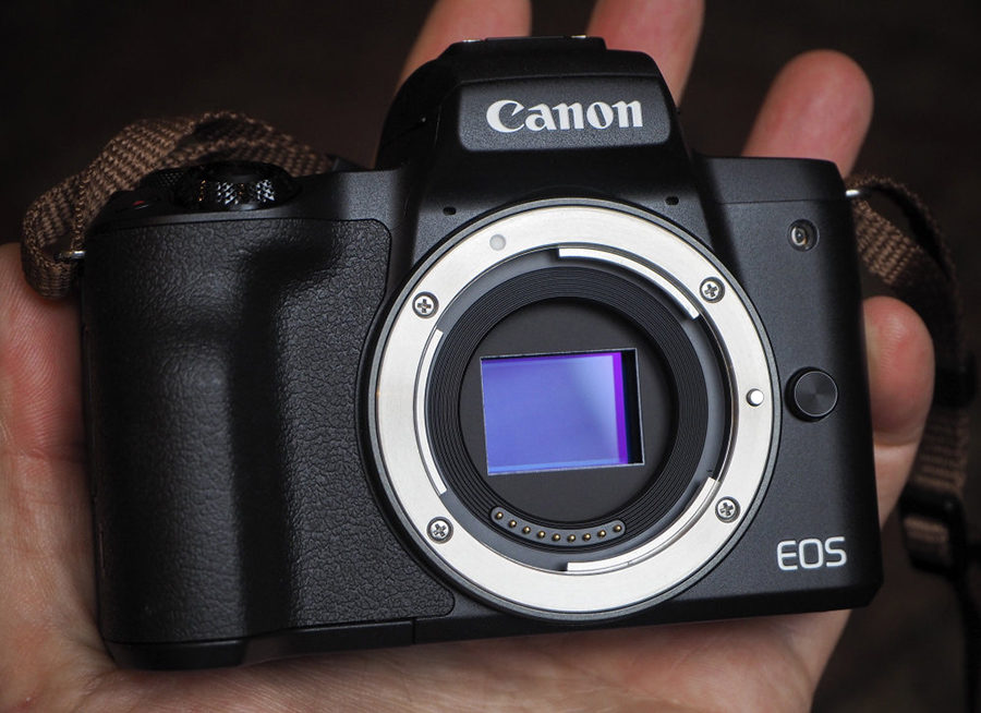 Đang tải 1000-Canon-EOS-M50-Black_11_1519289192.jpg…