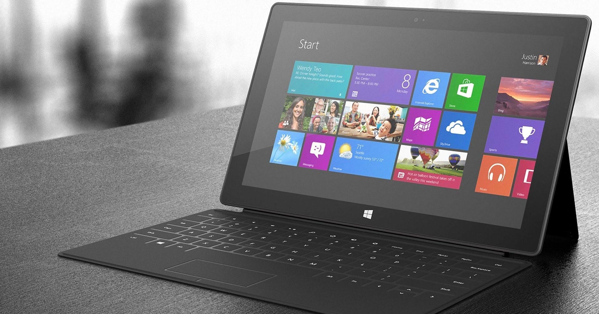 Microsoft đang phát triển máy tính bảng Surface giá chỉ 400 USD để cạnh tranh với iPad