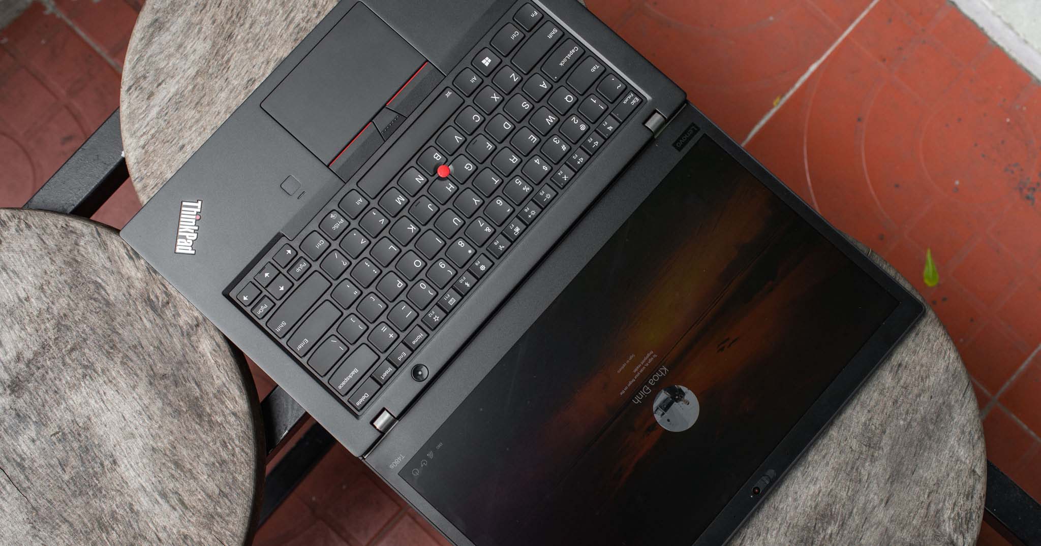 ThinkPad T480 và T480s: cấu hình mới hiệu năng tốt hơn, màn hình chỉ hợp làm văn phòng, pin lâu