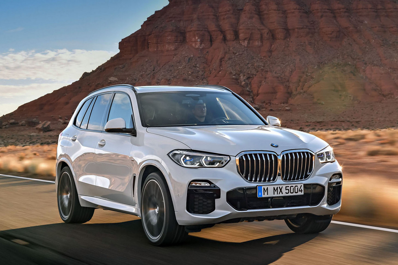 Đang tải 2019-BMW-X5.JPG…