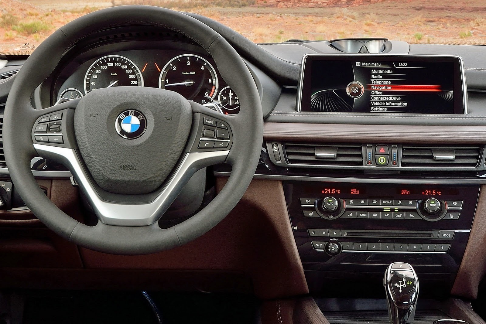 Đang tải 2014-BMW-X5-6.jpg…