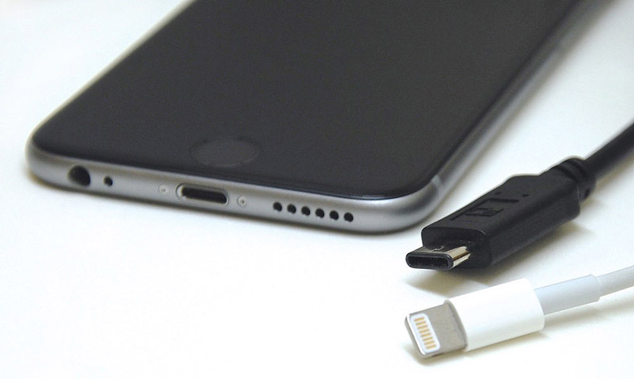Về việc: Nếu như Apple tích hợp cổng USB-C cho iPhone đời mới