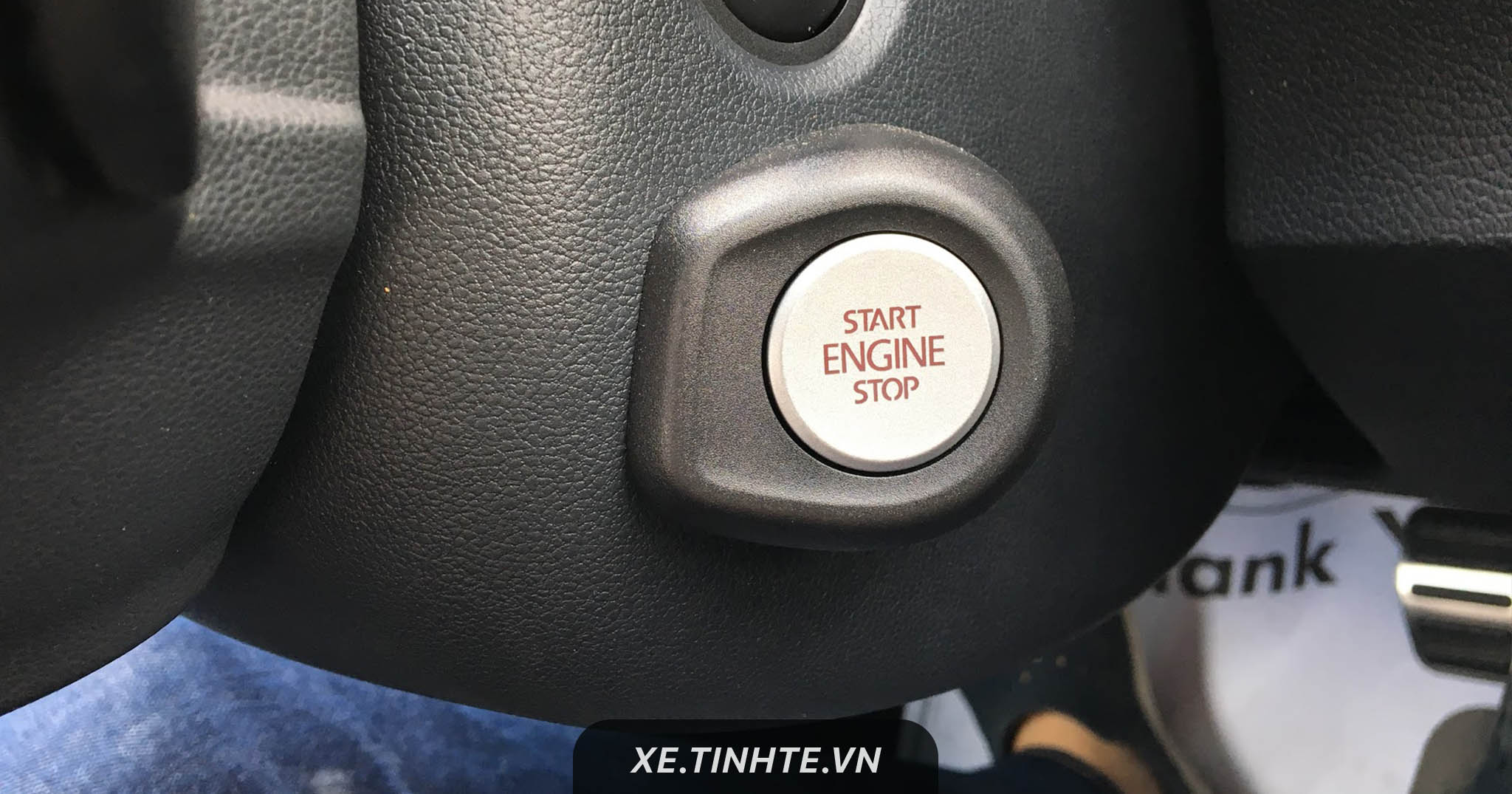 Điều gì xảy ra nếu nhấn nút Start/Stop Engine khi xe đang chạy - Đừng thử bằng xe bạn