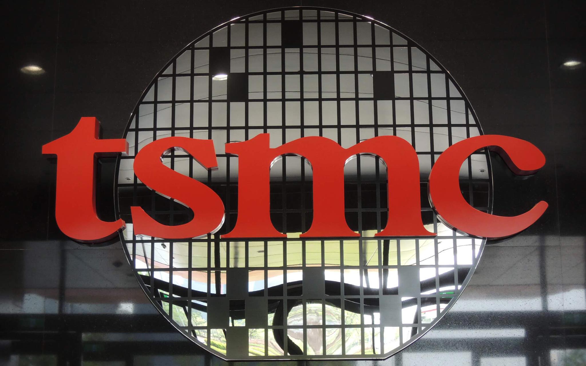 TSMC đầu tư 25 tỷ USD cho công nghệ sản xuất bán dẫn 5nm