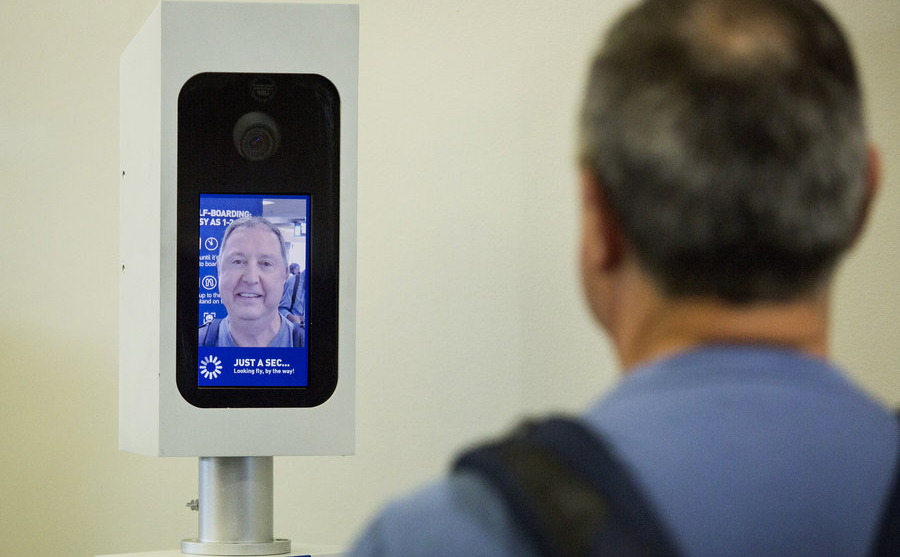 Hãng hàng không Úc thử nghiệm nhận diện khuôn mặt thay cho hộ chiếu