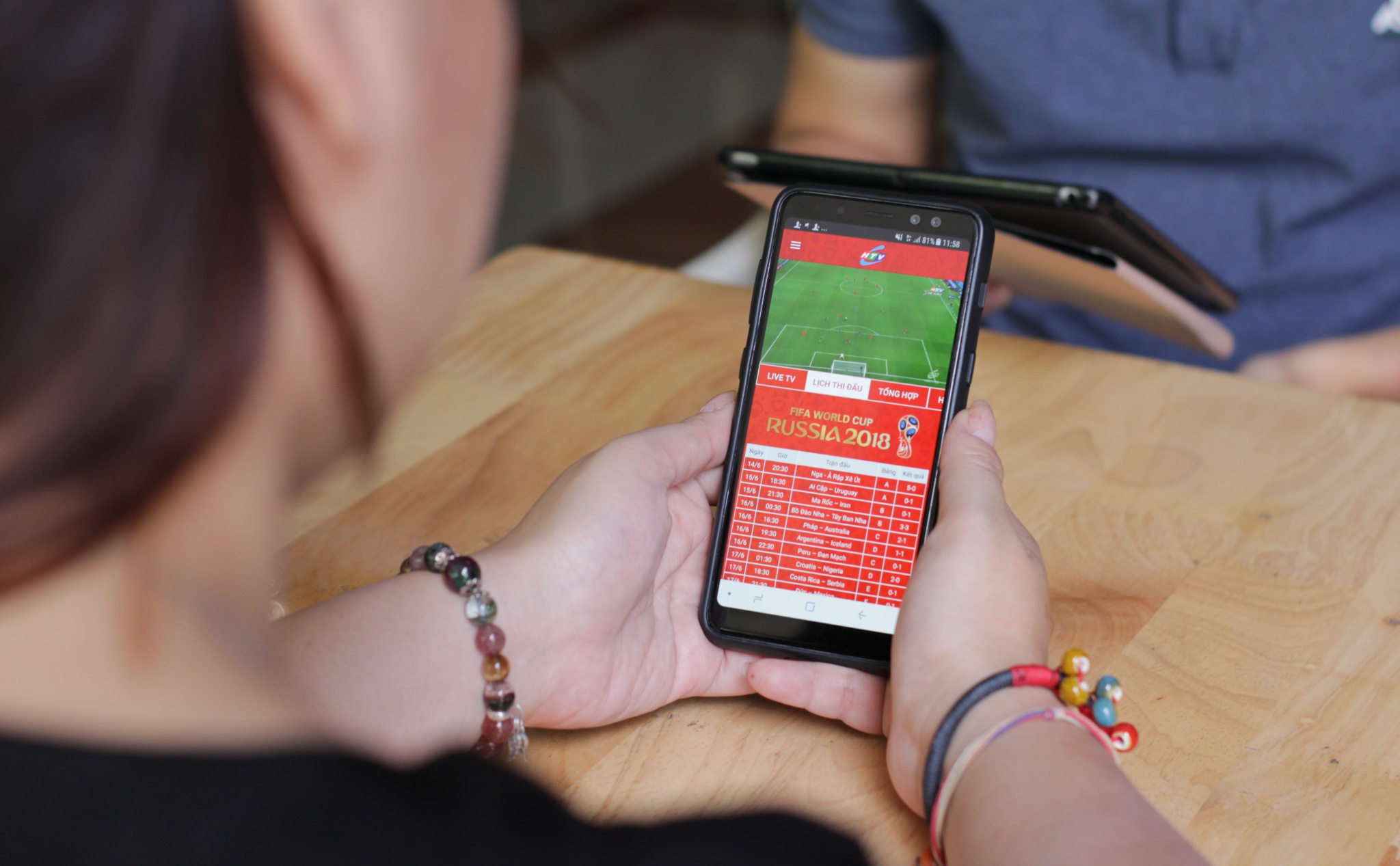 [QC] Tuyệt chiêu xem chung kết World Cup 2018 mượt mà trên smartphone