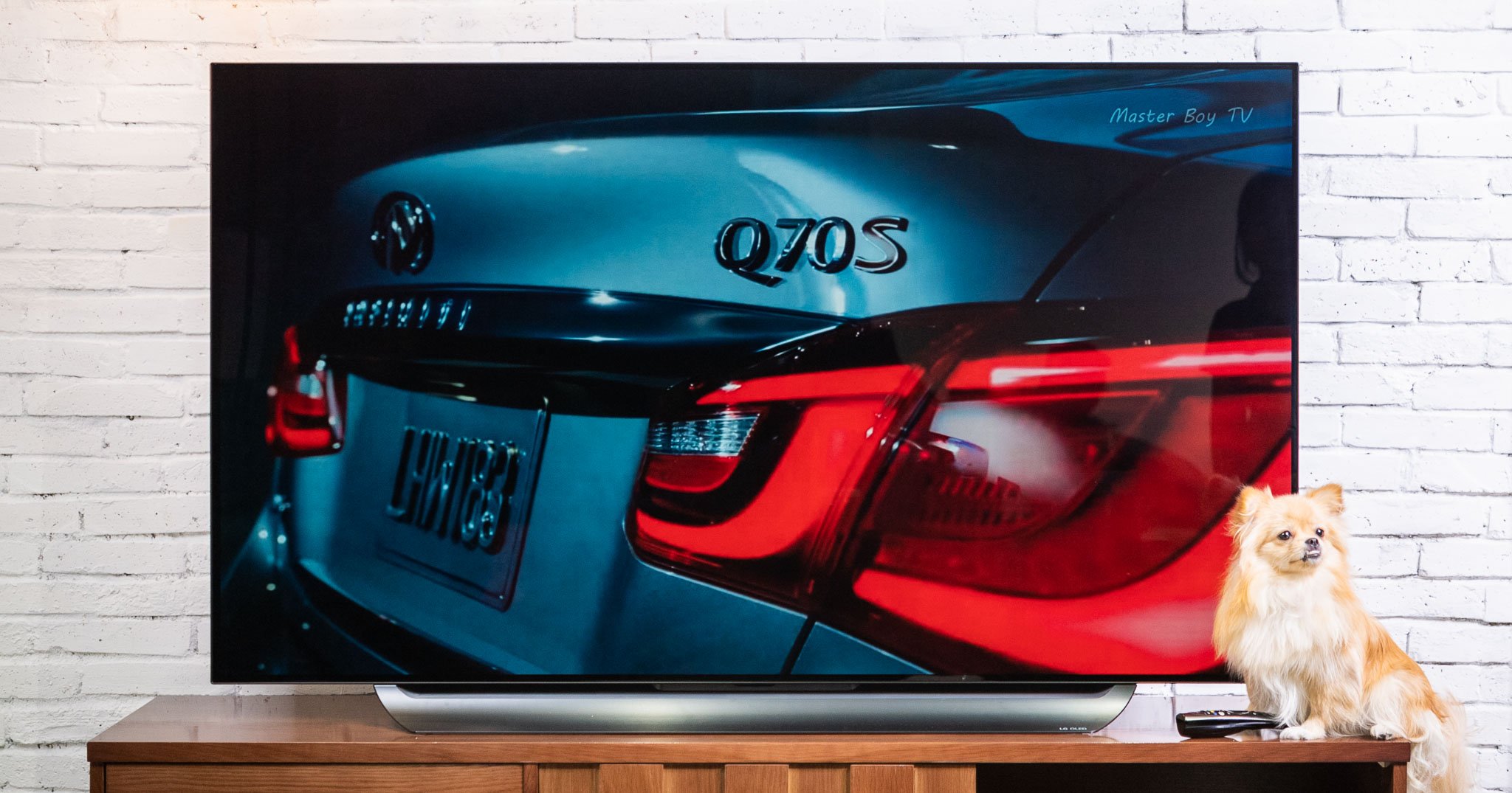 Trên tay TV OLED LG C8: Bạn không cần phải chọn dòng đắt nhất để có chất lượng hình ảnh tốt nhất