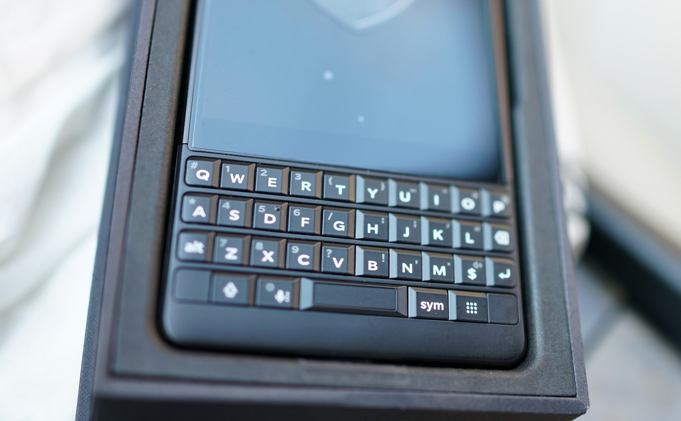 BlackBerry Key2, chiếc điện thoại tử tế