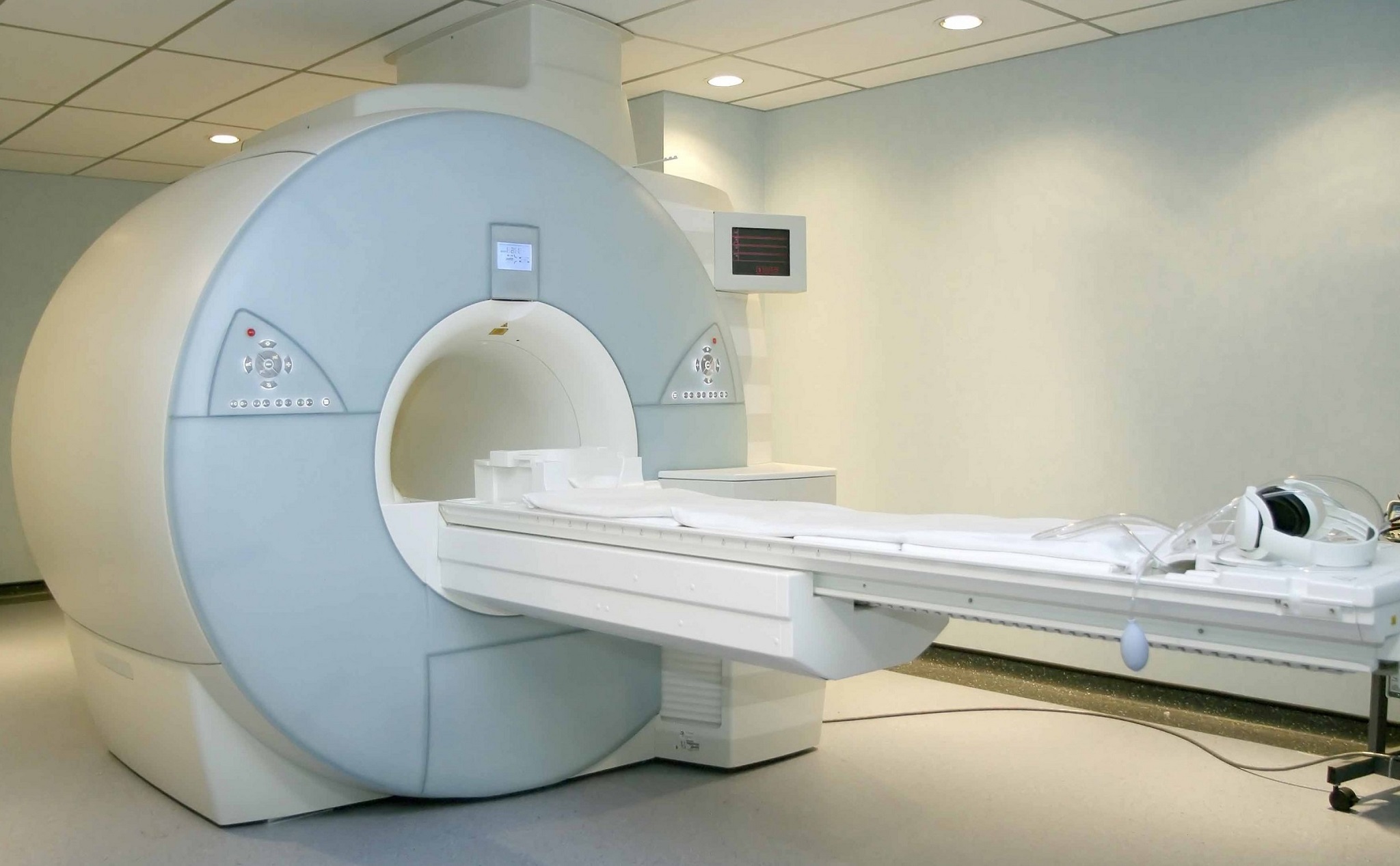 Facebook kết hợp với ĐH New York dùng AI để tăng tốc máy chụp MRI lên 10 lần