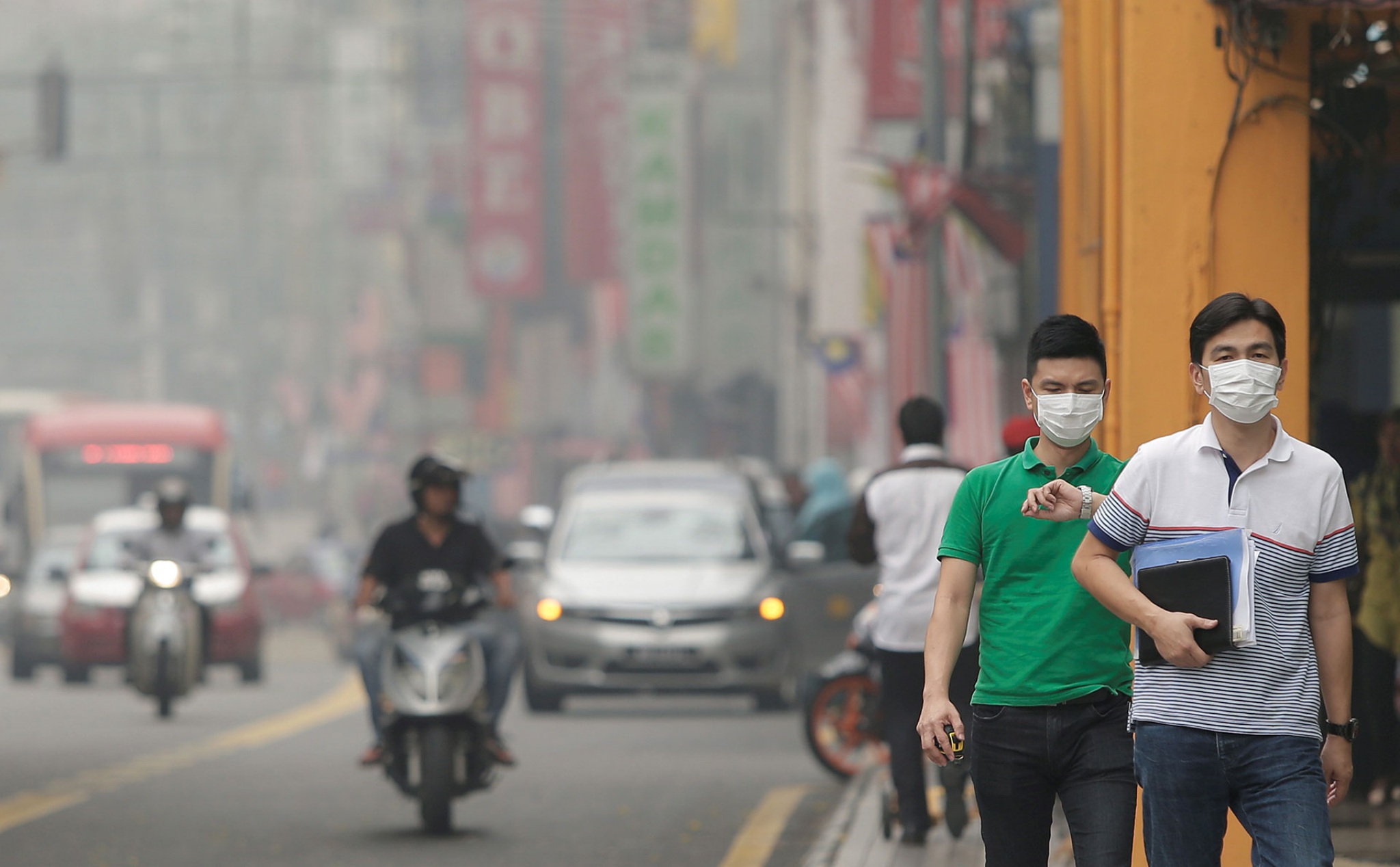 Nghiên cứu mới cho thấy hít thở không khí ô nhiễm quá nhiều sẽ làm chúng ta "ngu" đi