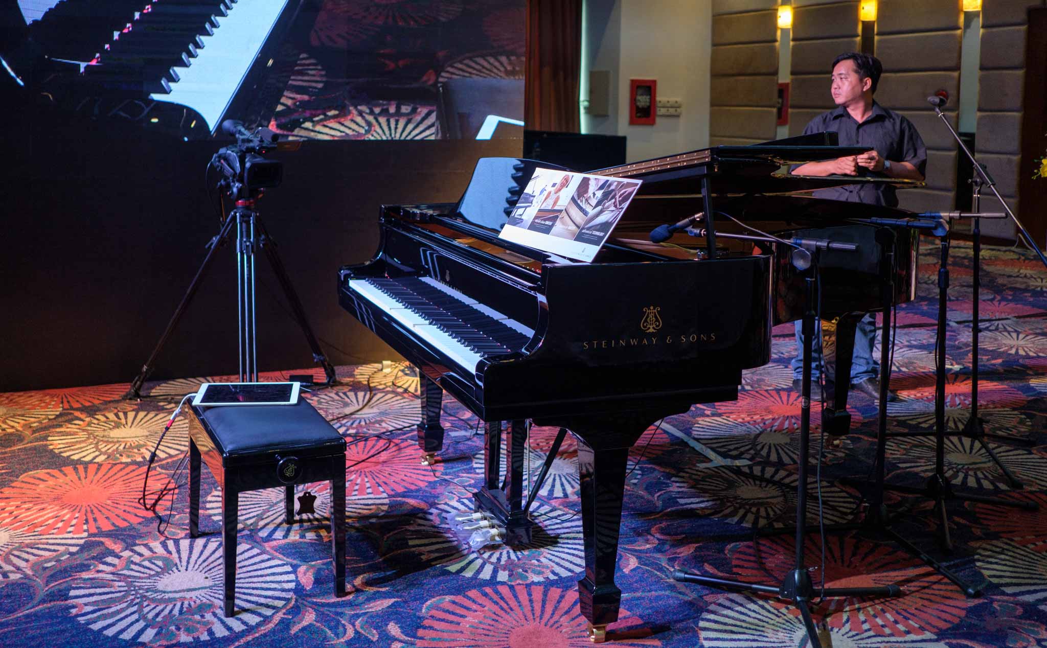 Steinway & Sons Spirio, đàn piano với khả năng tự đánh như nghệ sĩ biểu diễn, giá khoảng 4 tỷ đồng