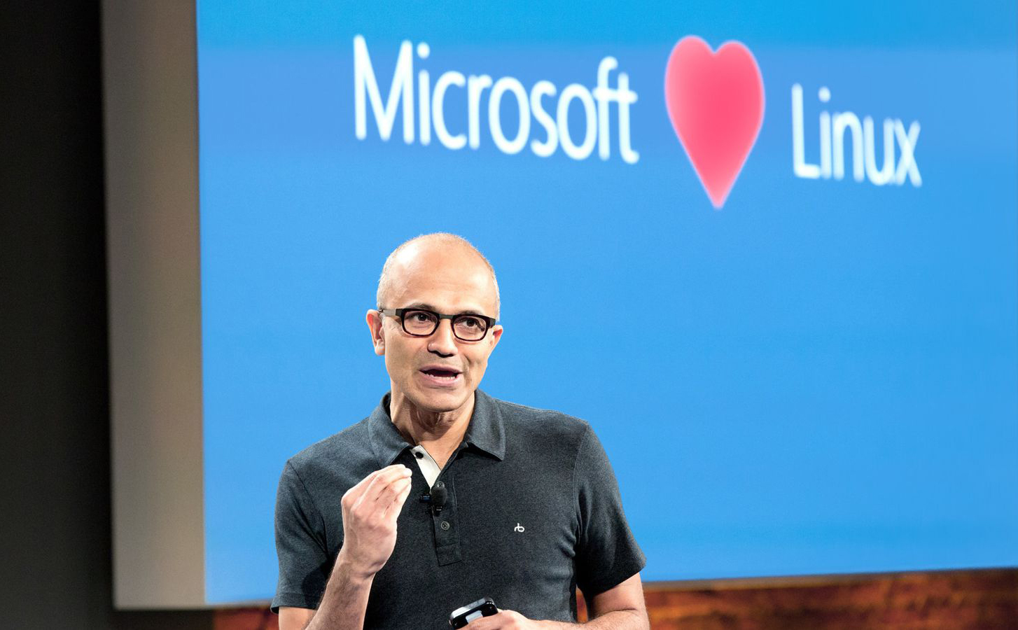 Microsoft mở hơn 60.000 bằng sáng chế để giúp Linux không bị kiện