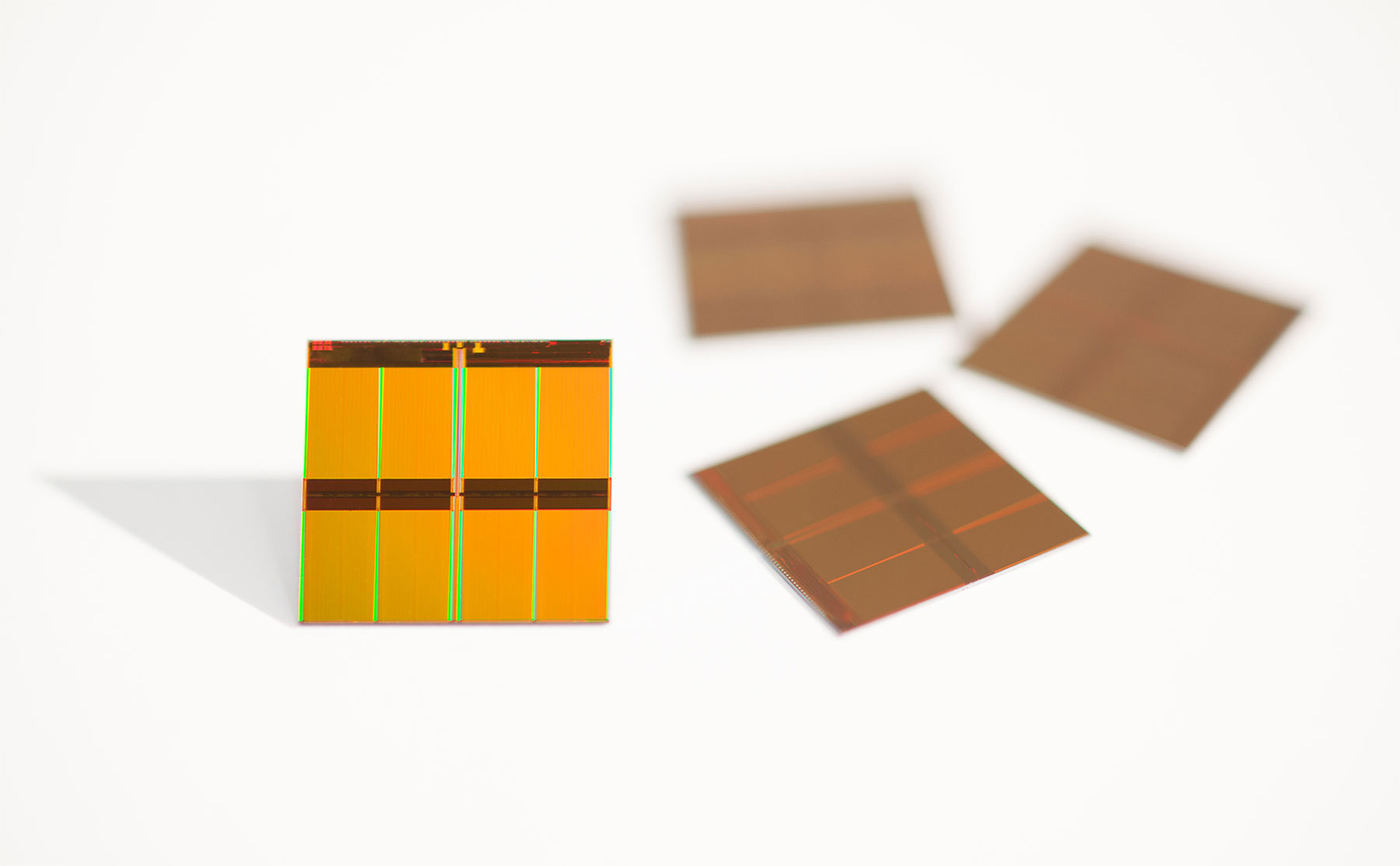 Micron sản xuất hàng loạt bộ nhớ LPDDR4X 4266 Mbps, tiến trình 10 nm, hứa hẹn giá rẻ hơn Samsung