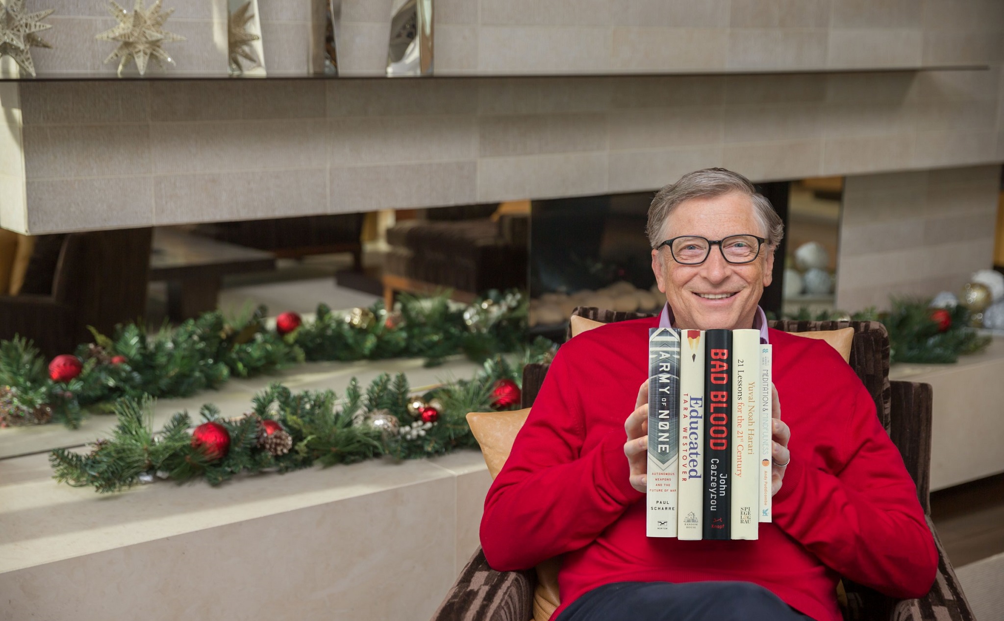 Bill Gates chia sẻ 5 cuốn sách ông đọc & thích nhất năm 2018