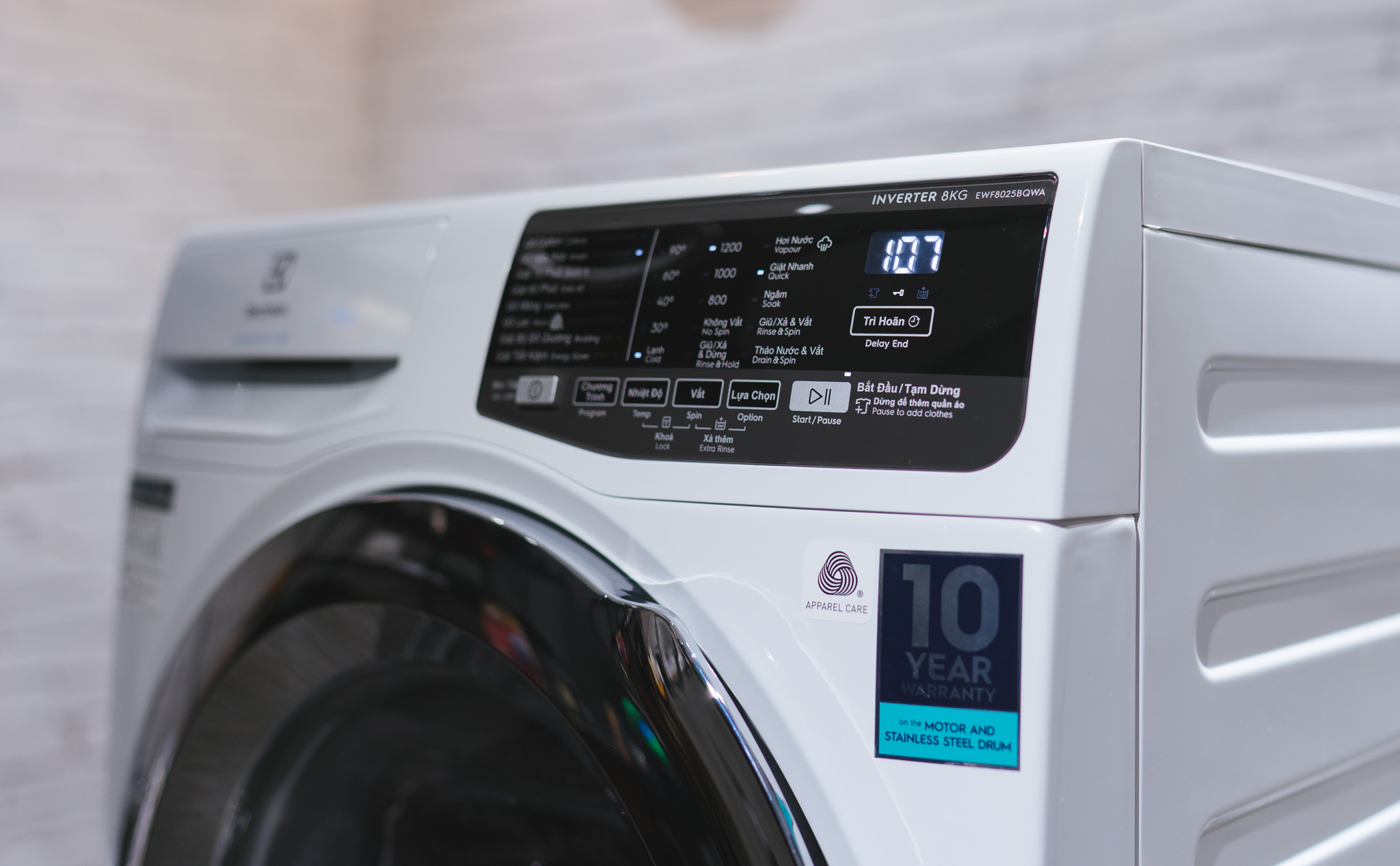 Trên tay Electrolux UltimateCare 500: Máy giặt với công nghệ hơi nước bảo vệ quần áo