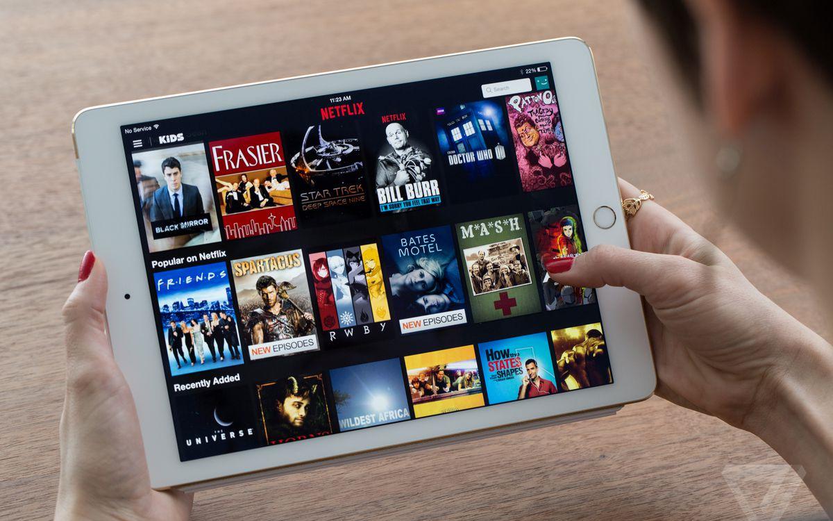 Cho rằng Apple thu chiết khấu quá cao, Netflix trên iOS ngưng cho thanh toán bên trong ứng dụng
