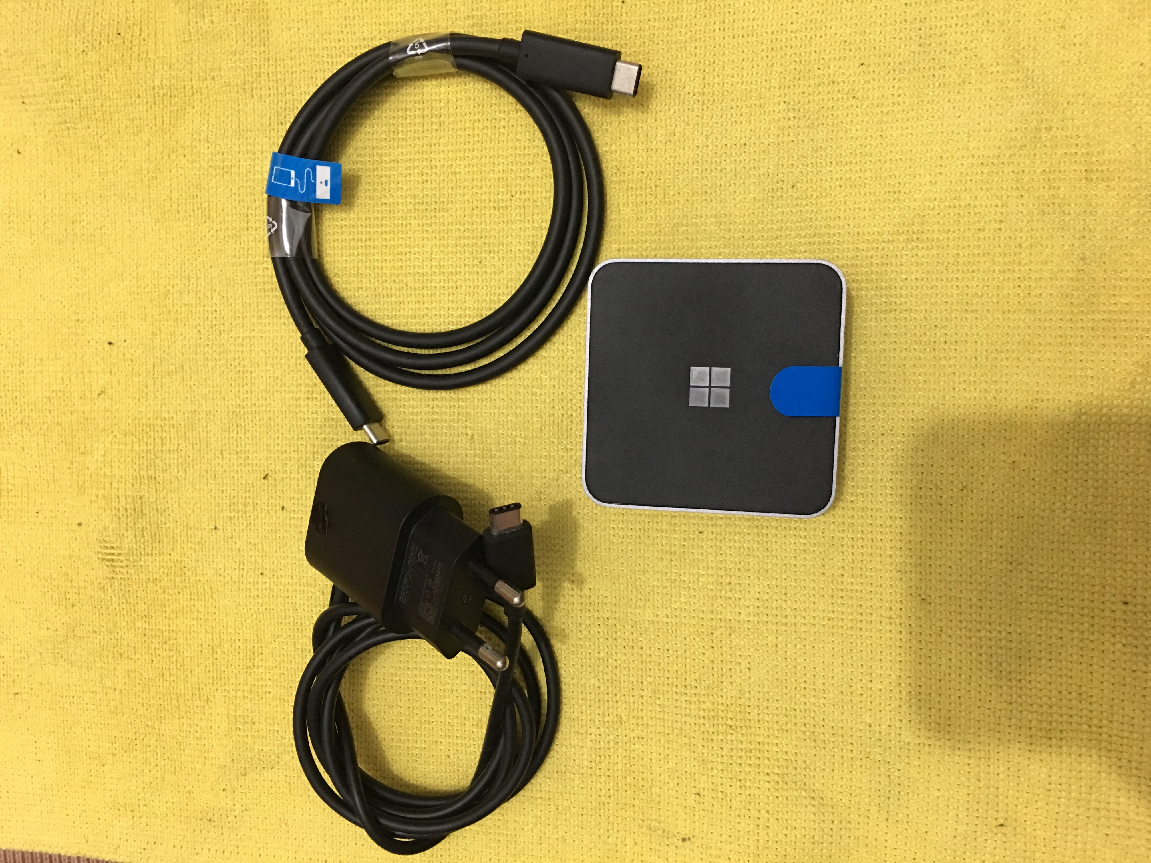 Hỏi về Thiết bị Microsoft Display Dock kết nối với dòng Lumia