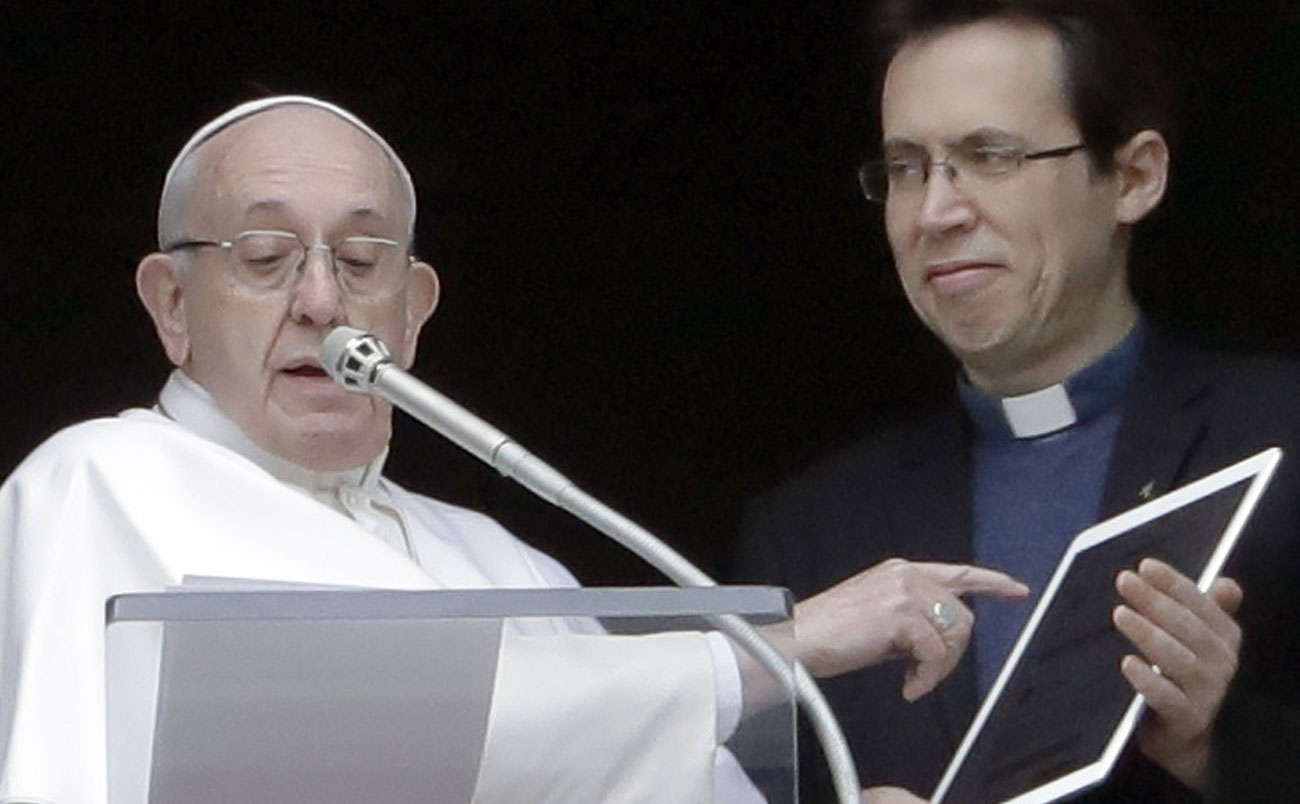 Giáo hoàng Francis ủng hộ ứng dụng cùng cầu nguyện bằng điện thoại